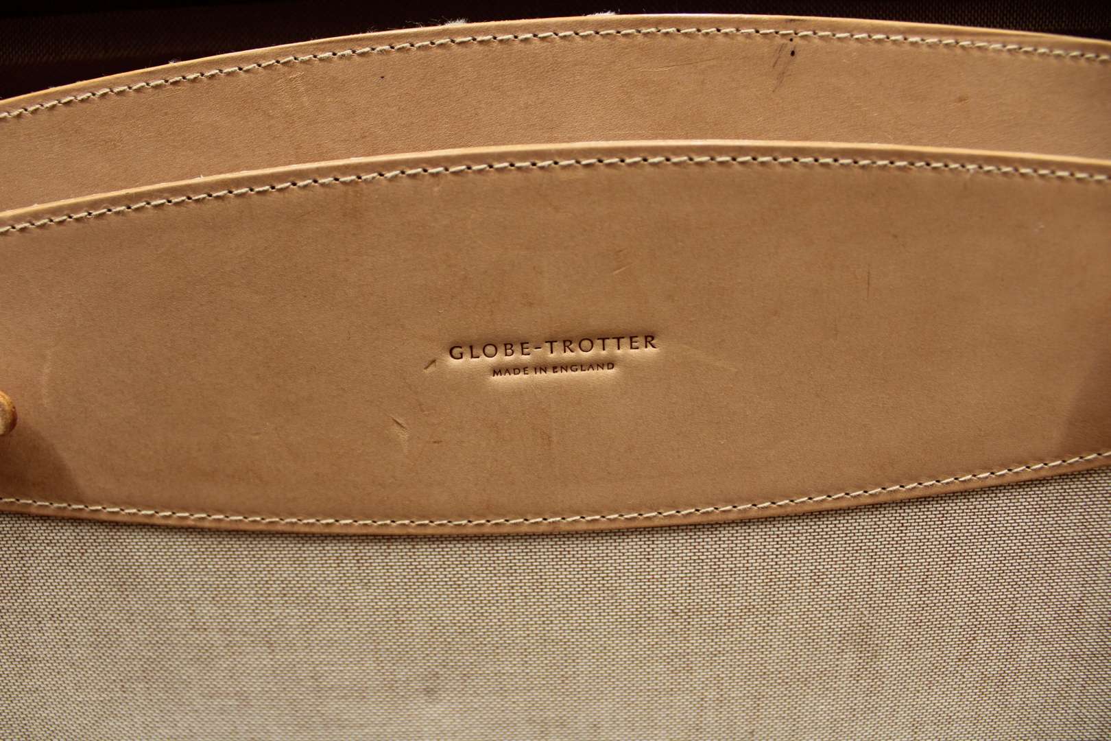 <p>Globe-Trotter attache</p>