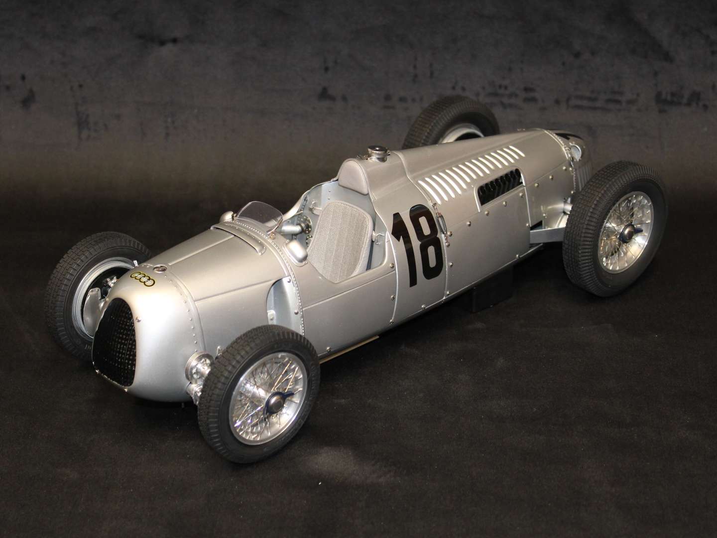 <p>1936 CMC Auto Union Typ C, Nurburgring, Rosemeyer</p>