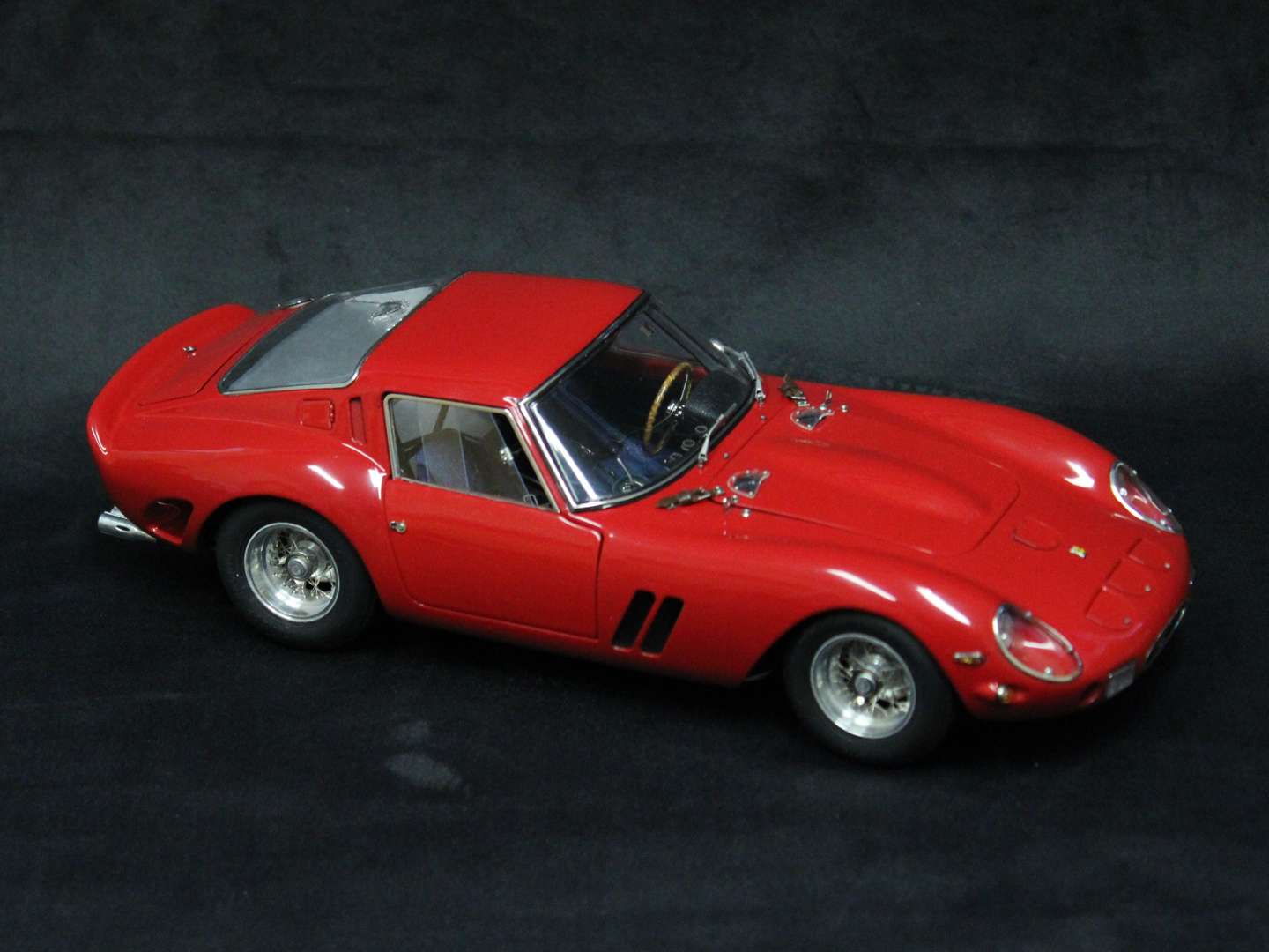 <p>1962 CMC Ferrari 250 GTO model</p>