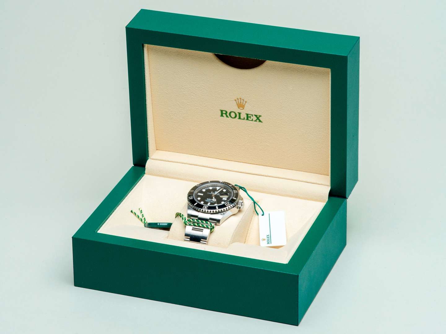 <p>Rolex Submariner Date men's watch</p>