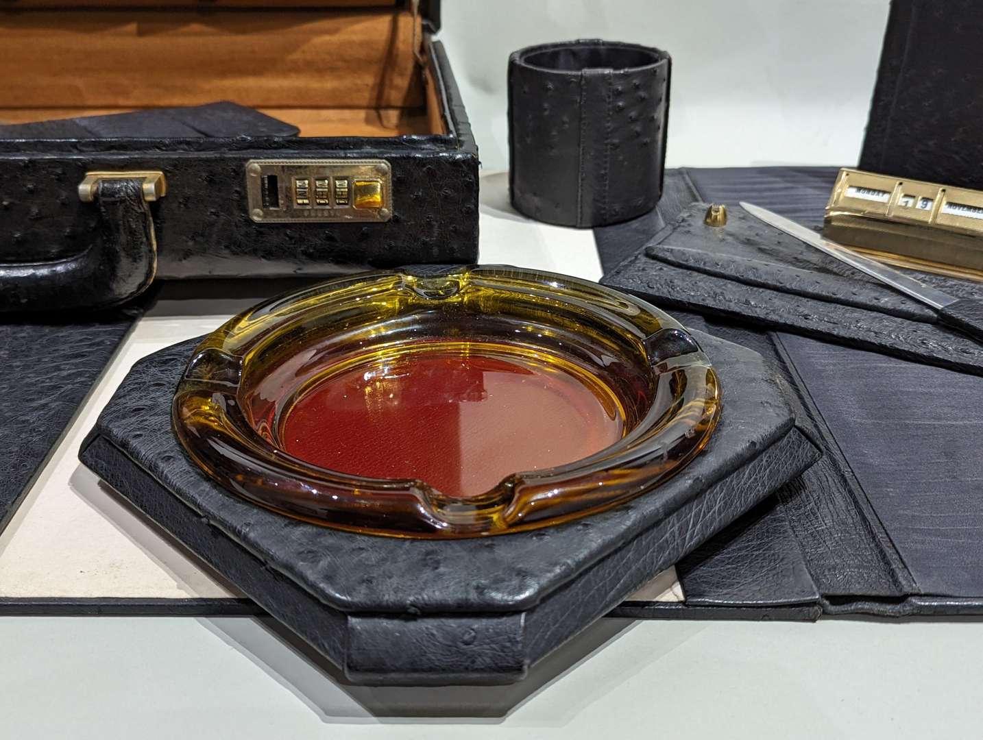 <p>Ostrich leather desk set circa 1970's&nbsp;</p>