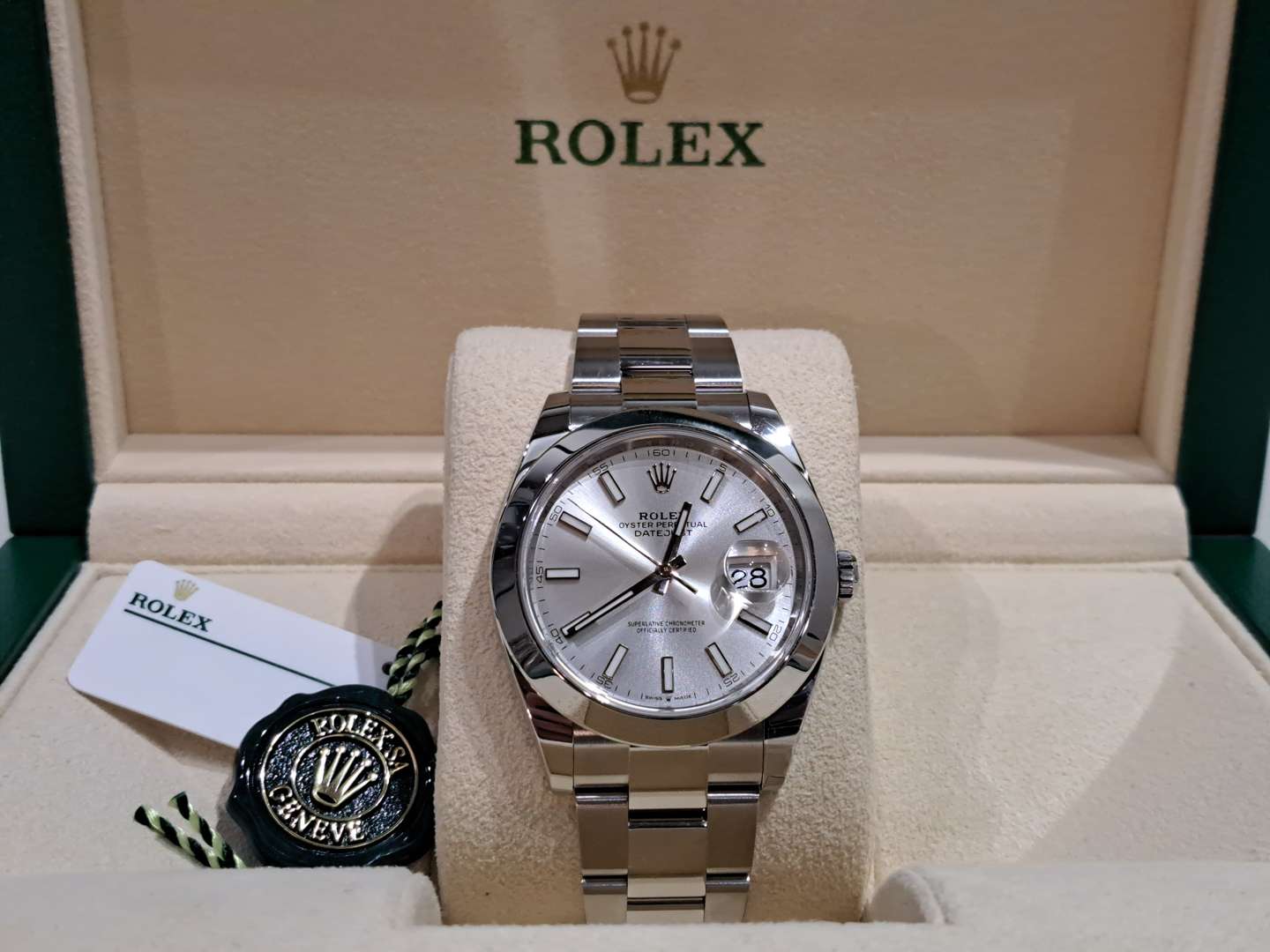 <p>Rolex Datejust watch</p>