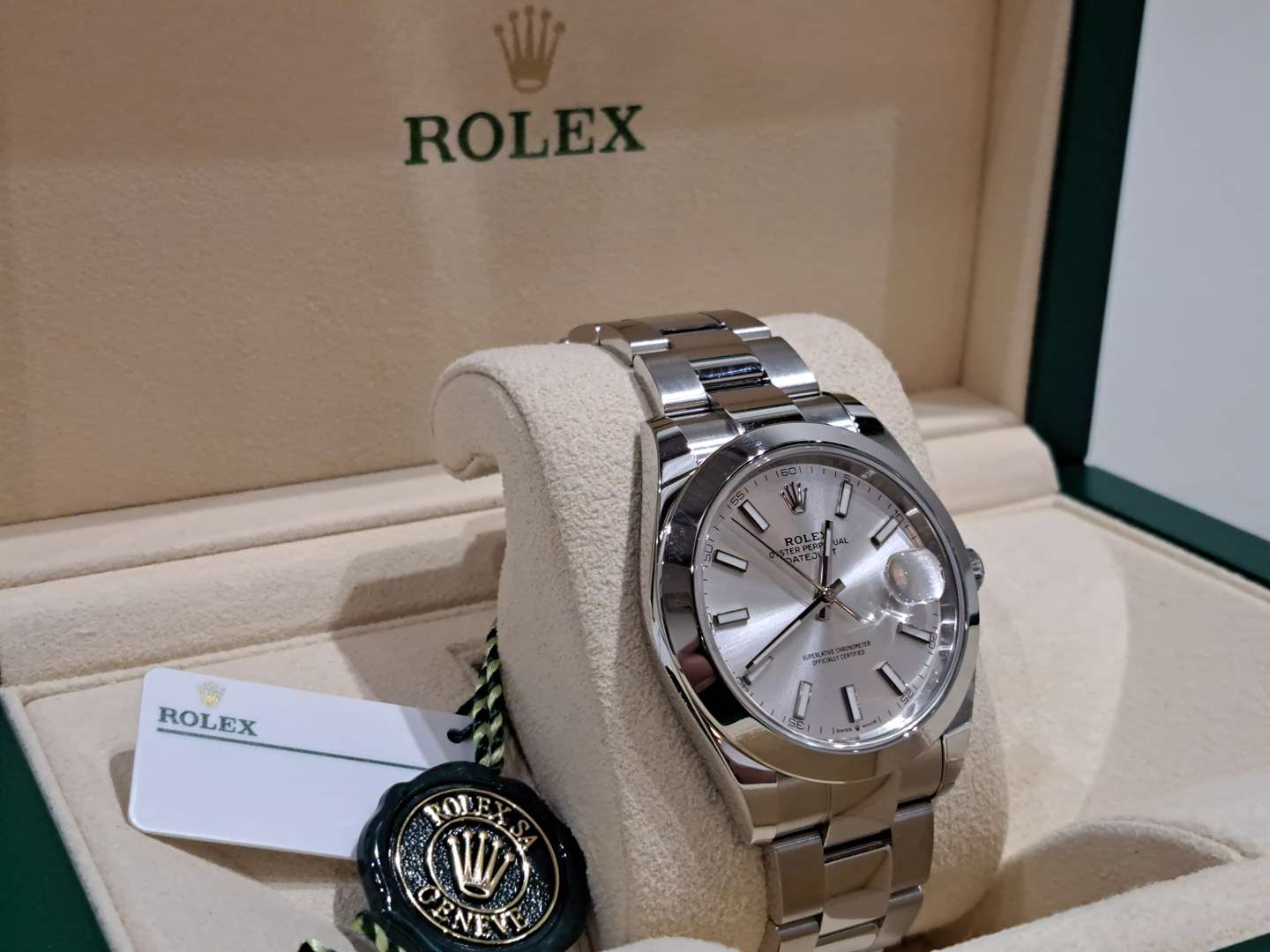 <p>Rolex Datejust watch</p>