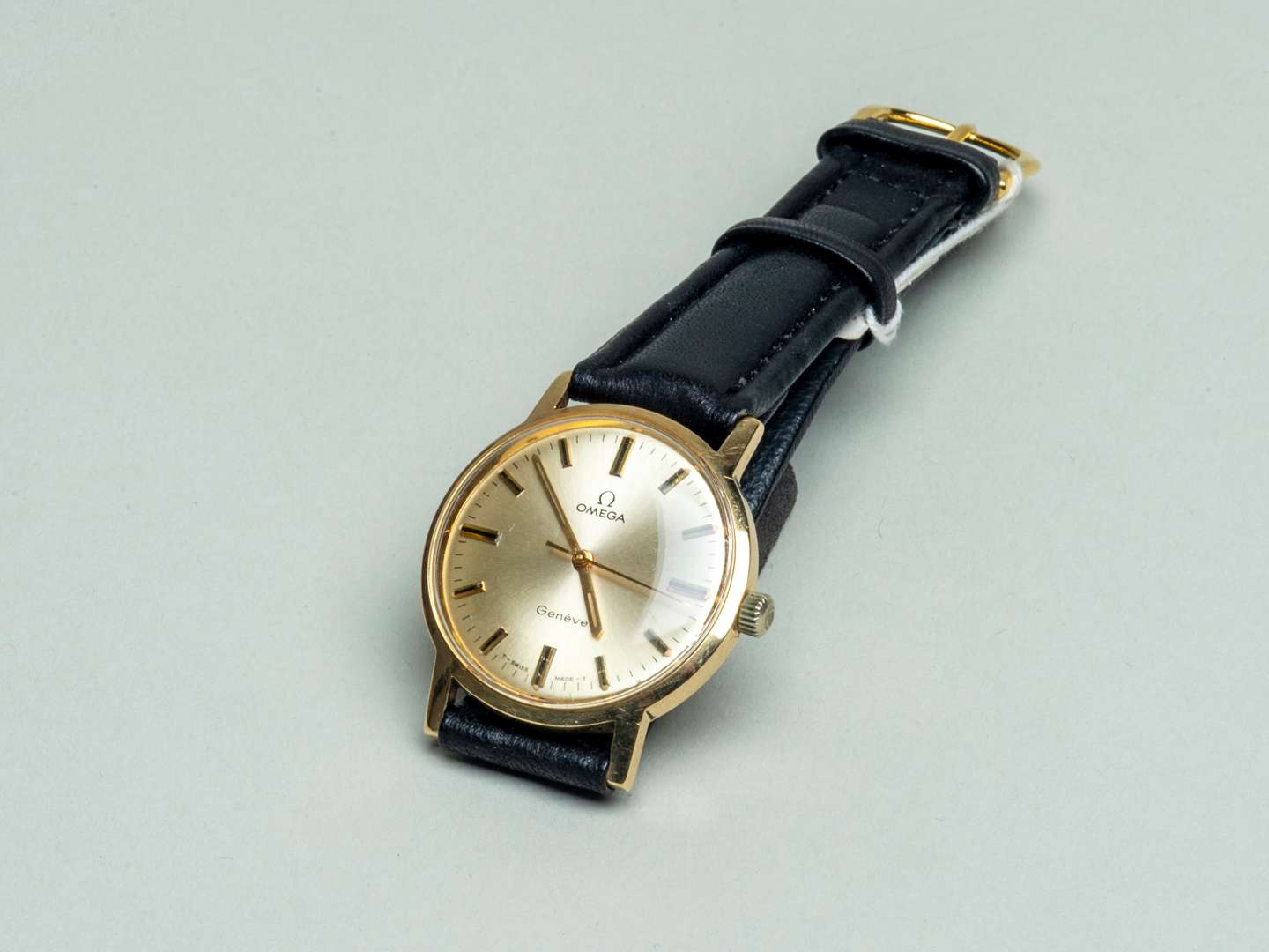 <p>Omega Geneve watch</p>