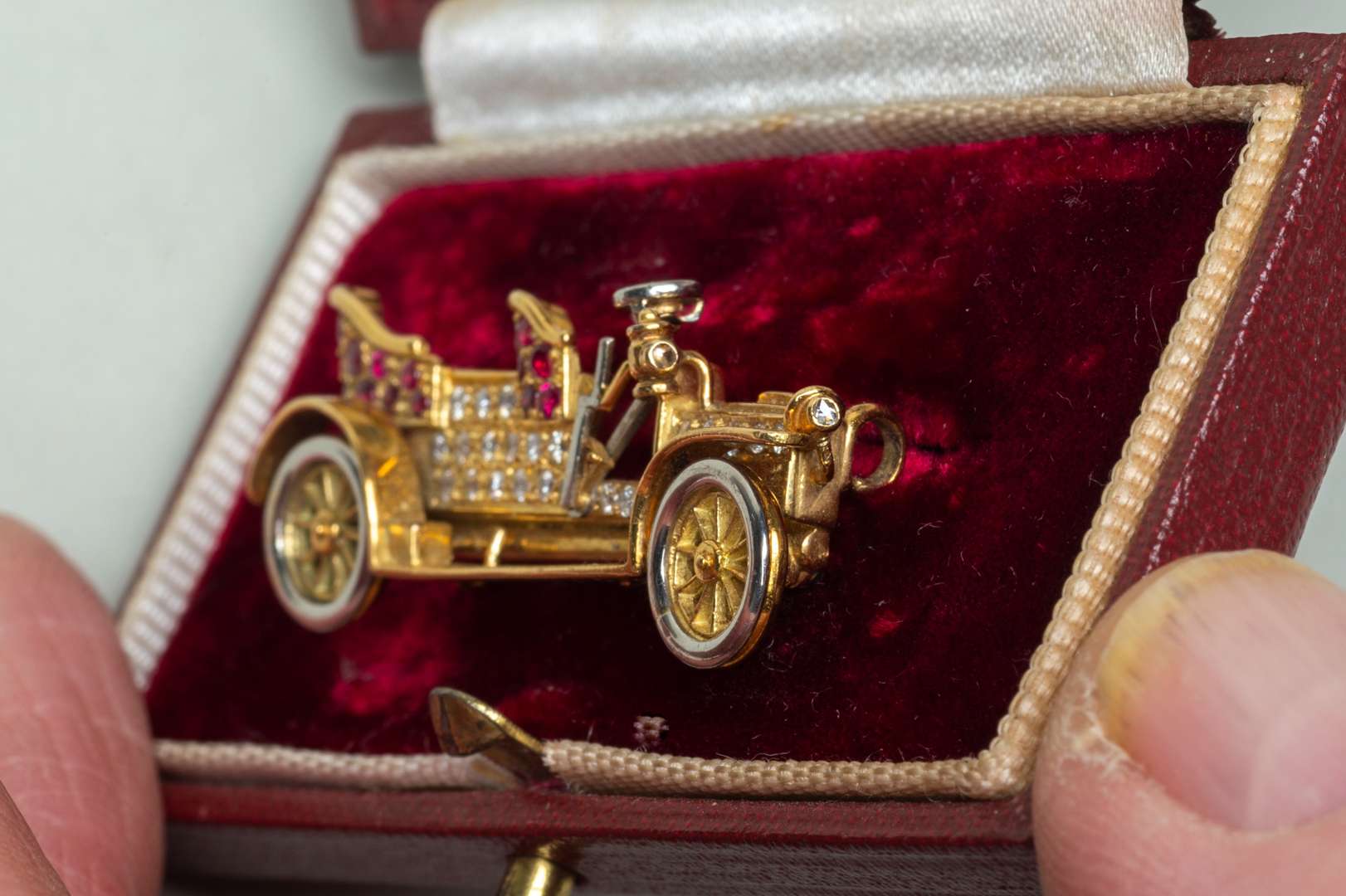 <p>Rolls Royce Silver Ghost Brooch</p>