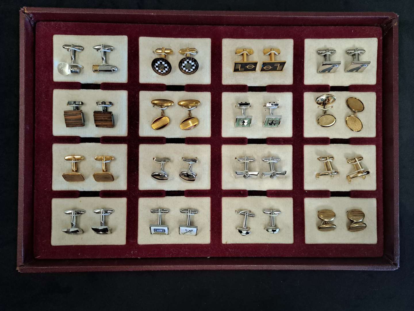 <p>A selection of cufflinks</p>