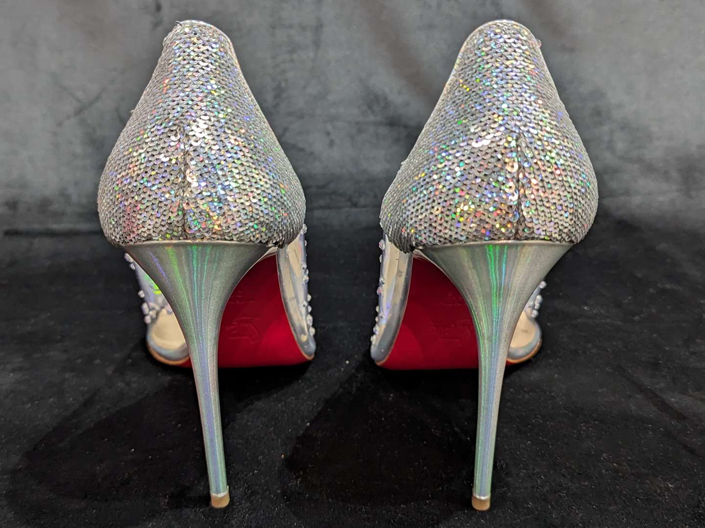 <p>Christian Louboutin Follies Strass pumps</p>