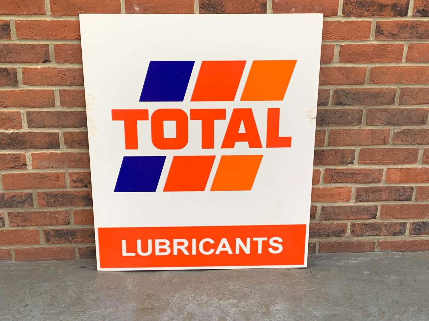 <p>Total Lubricants Plastic Sign</p>