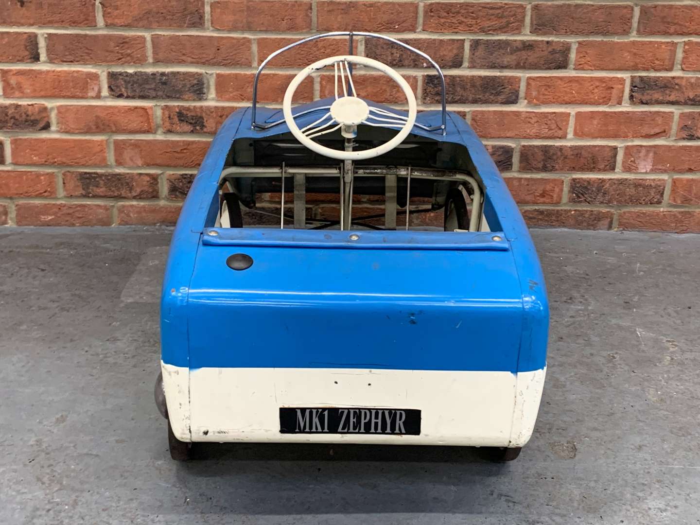 <p>Mk1 Zephyr Tin Plate Child's Pedal Car</p>