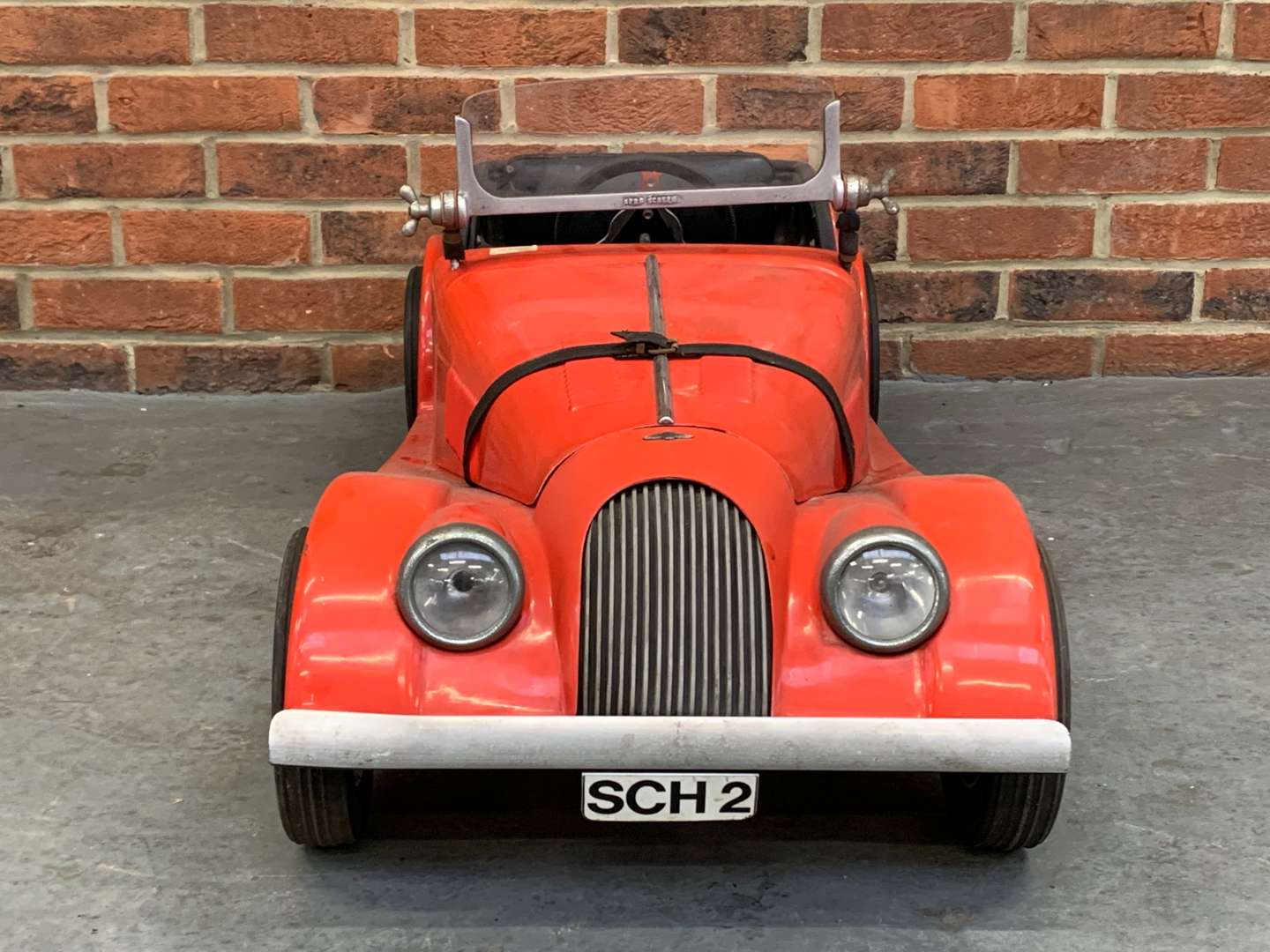 <p>Hamilton Brookes and Co Plastic Morgan Pedal Car</p>