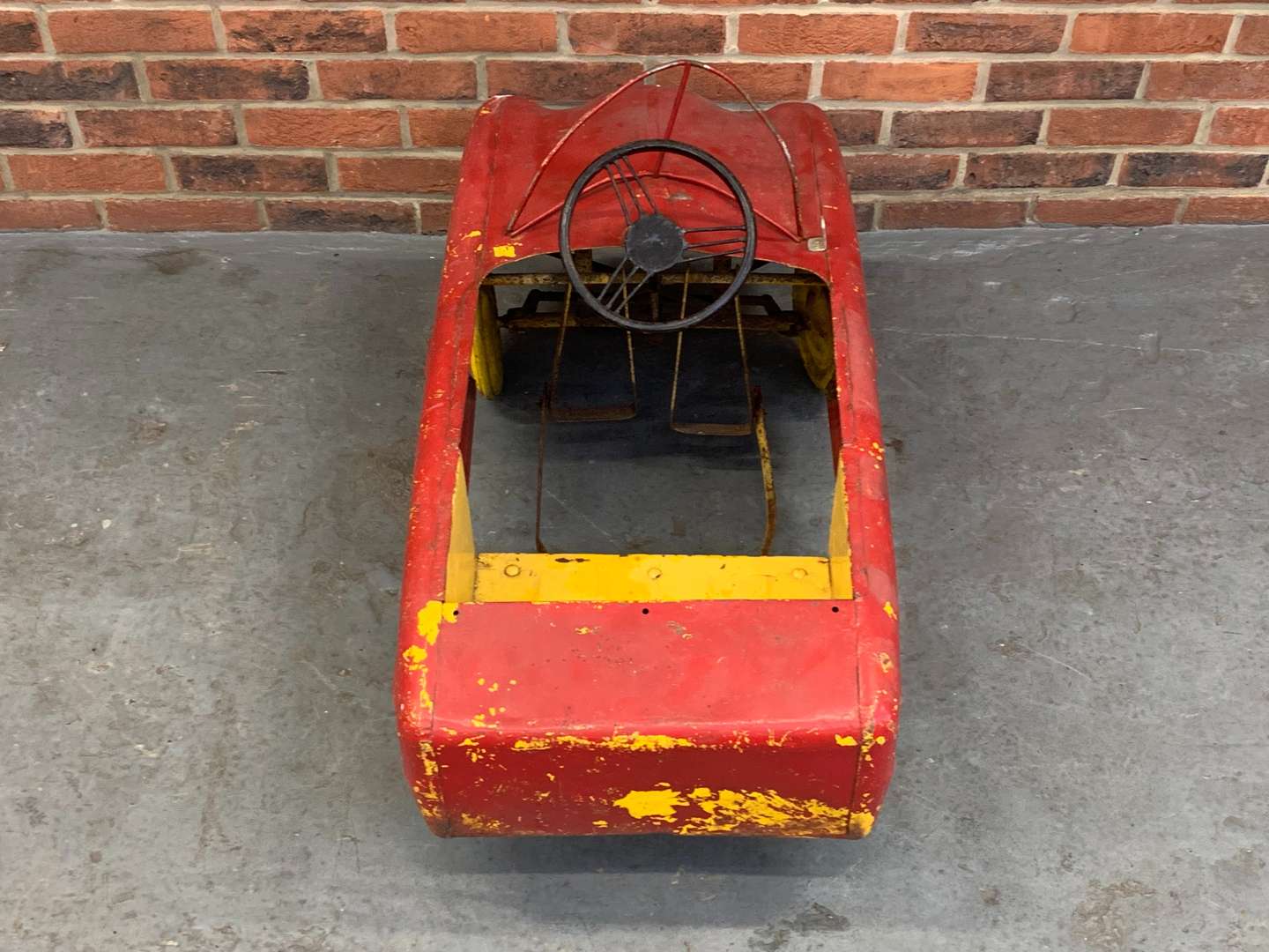 <p>Zephyr Tin Plate Child's Pedal Car</p>