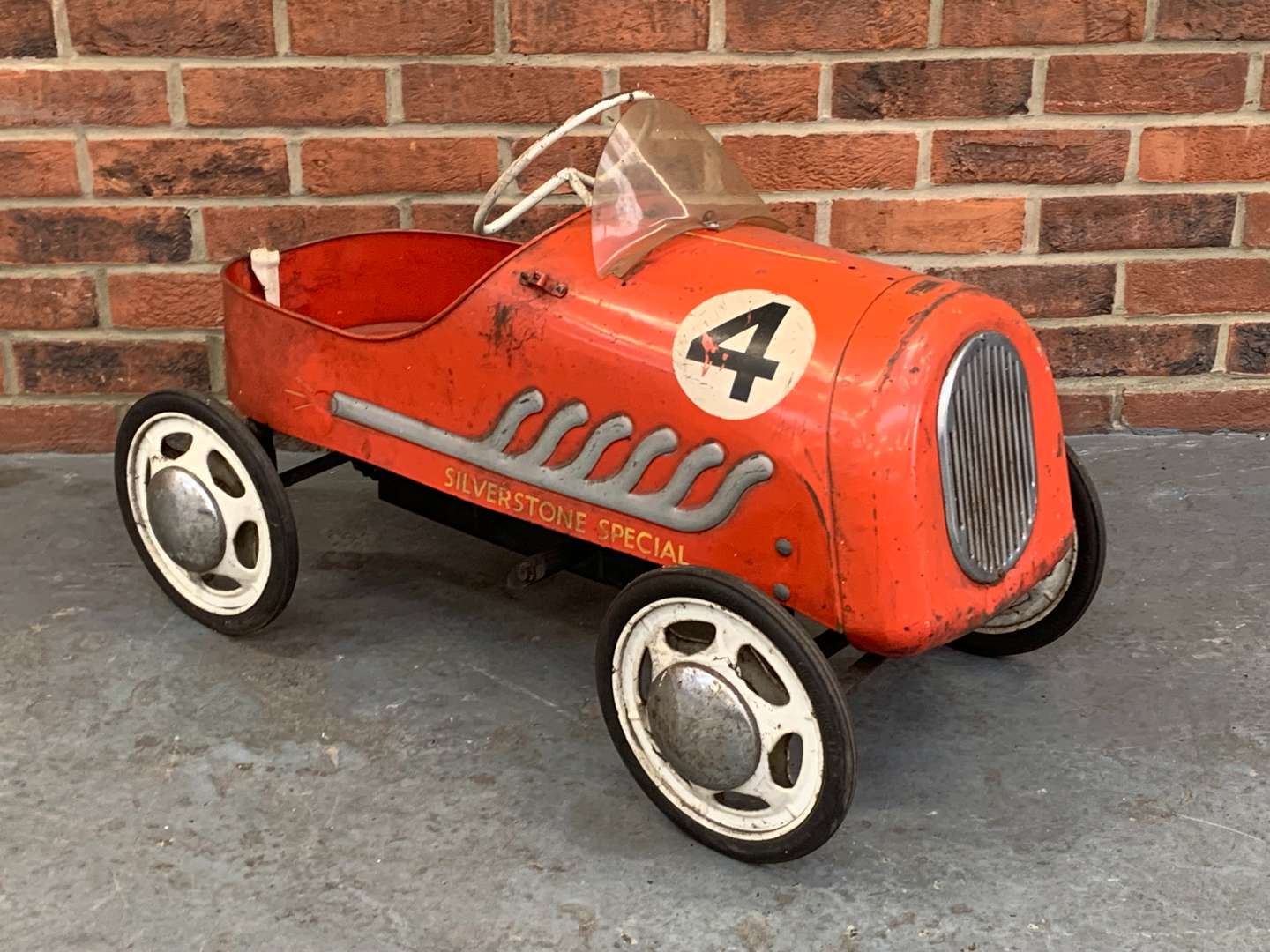 <p>Tri-Ang Silverstone Special Child's Pedal Race Car</p>