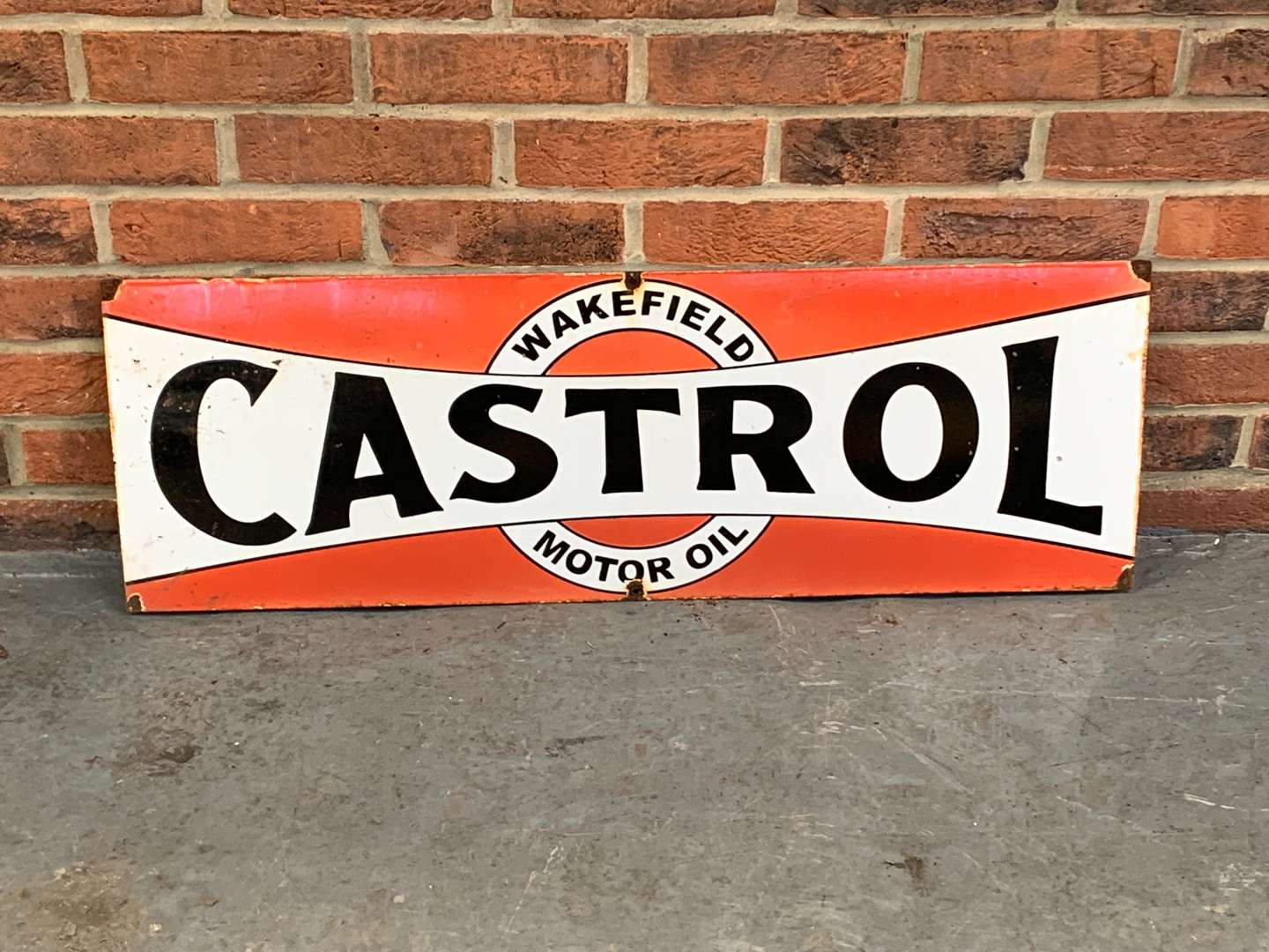 <p>Castrol Wakefield Motor Oil Enamel Sign</p>