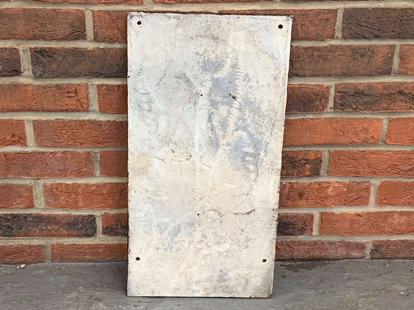 <p>Level Crossing Cast Iron Sign</p>