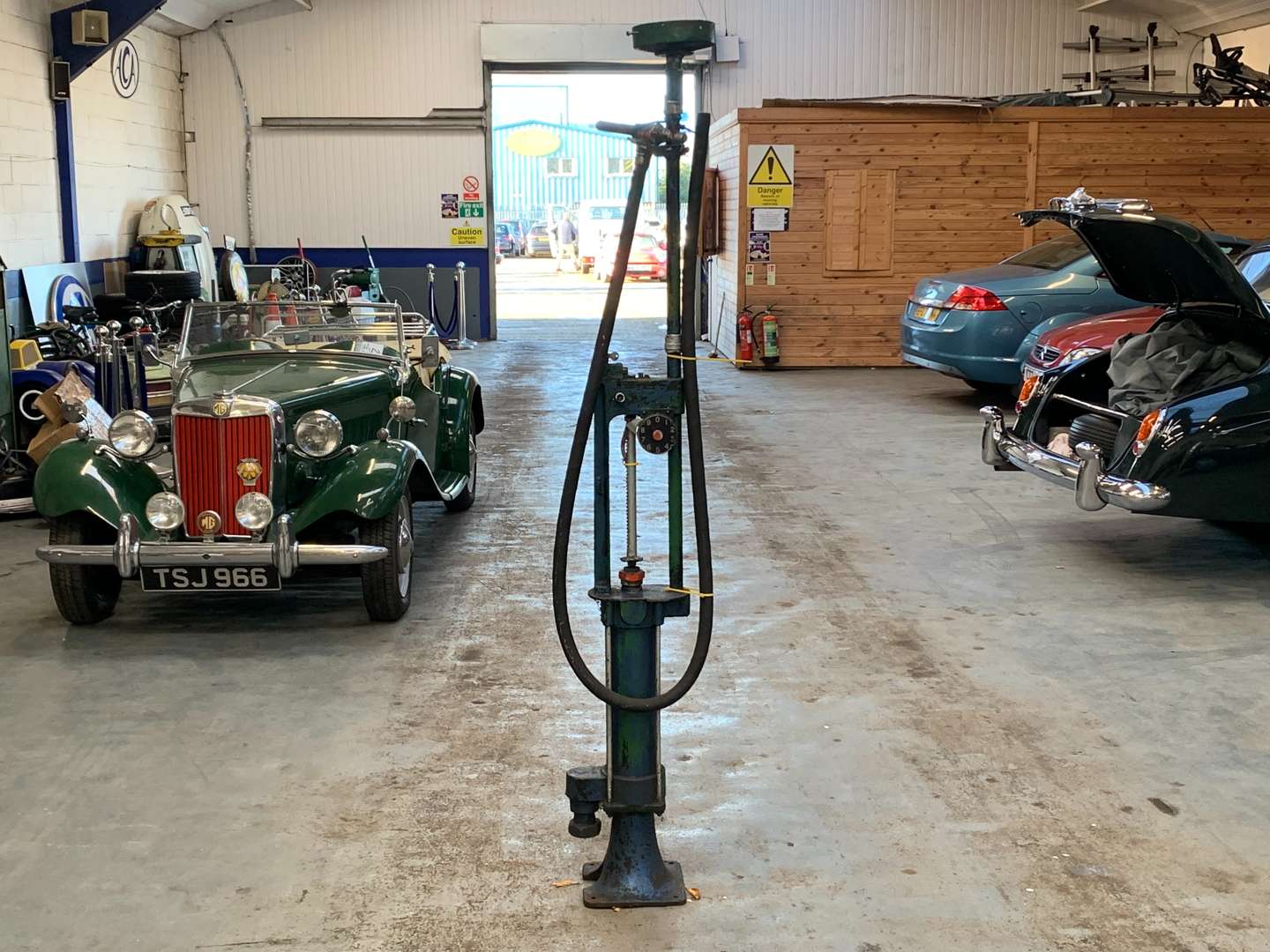 <p>Wayne Hand Cranked Petrol Pump</p>