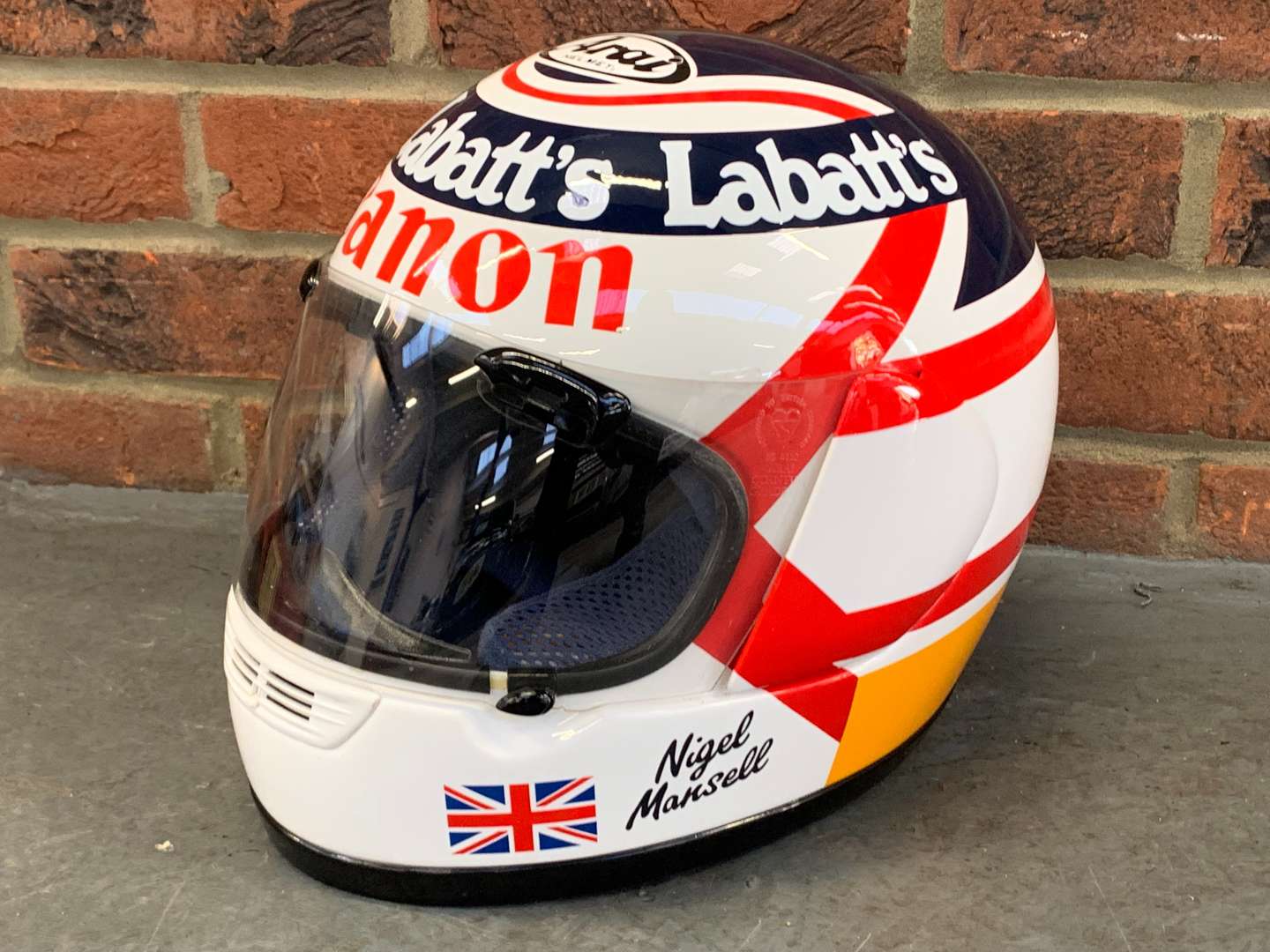 <p>&nbsp;(1992) Nigel Mansell Helmet (Unused)</p>