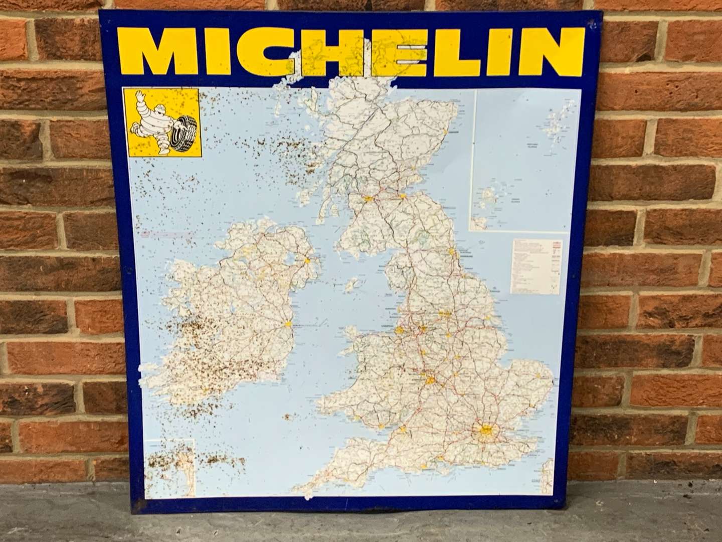 <p>Tin Michelin Map Sign</p>