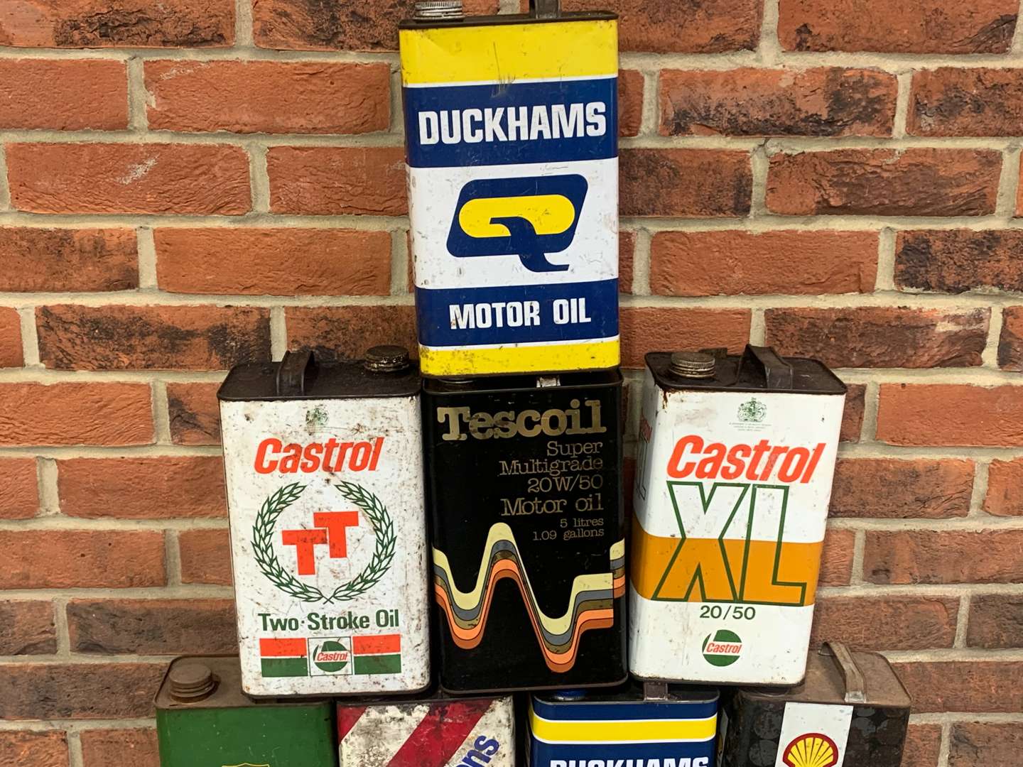 <p>Thirteen Various Oil Cans</p>