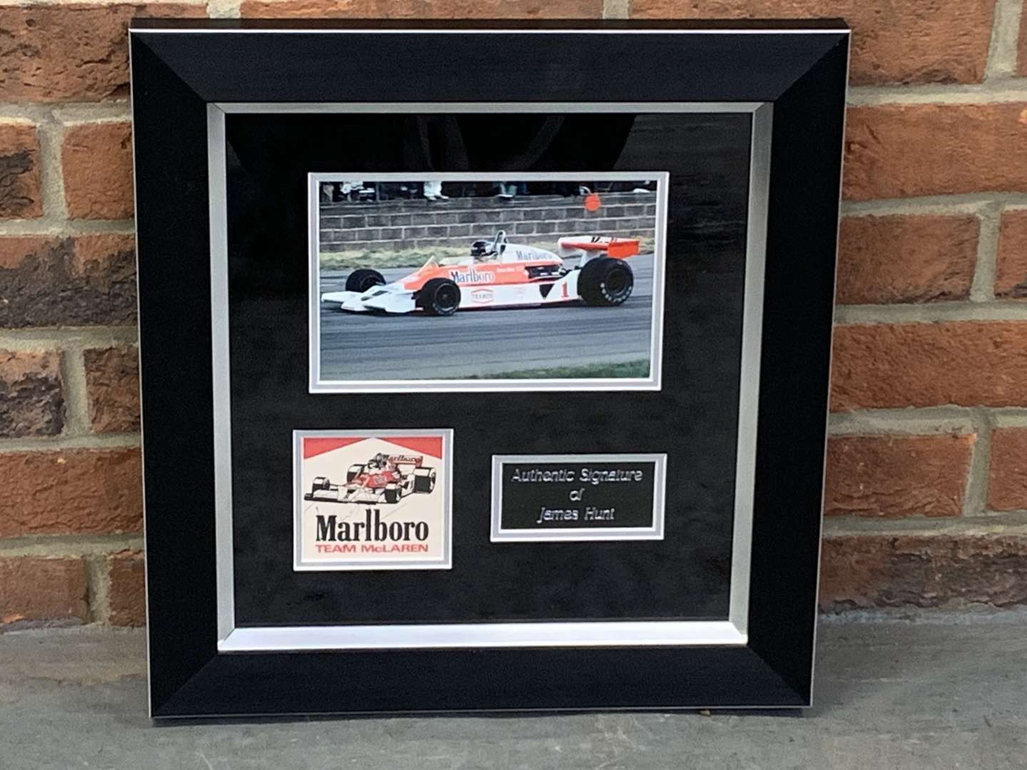 <p>Framed James Hunt Autographed Print</p>