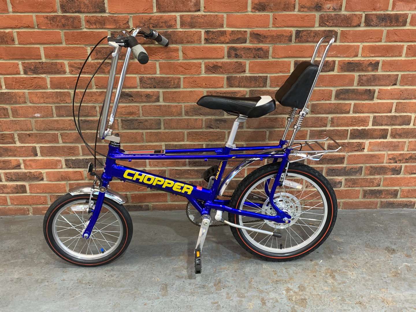 <p>Modern Raleigh Chopper Bike</p>