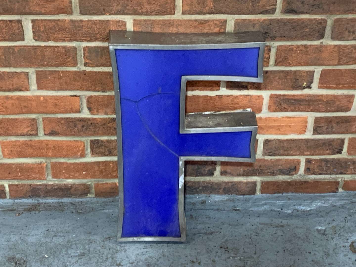 <p>Illuminated “F” Sign a/f</p>