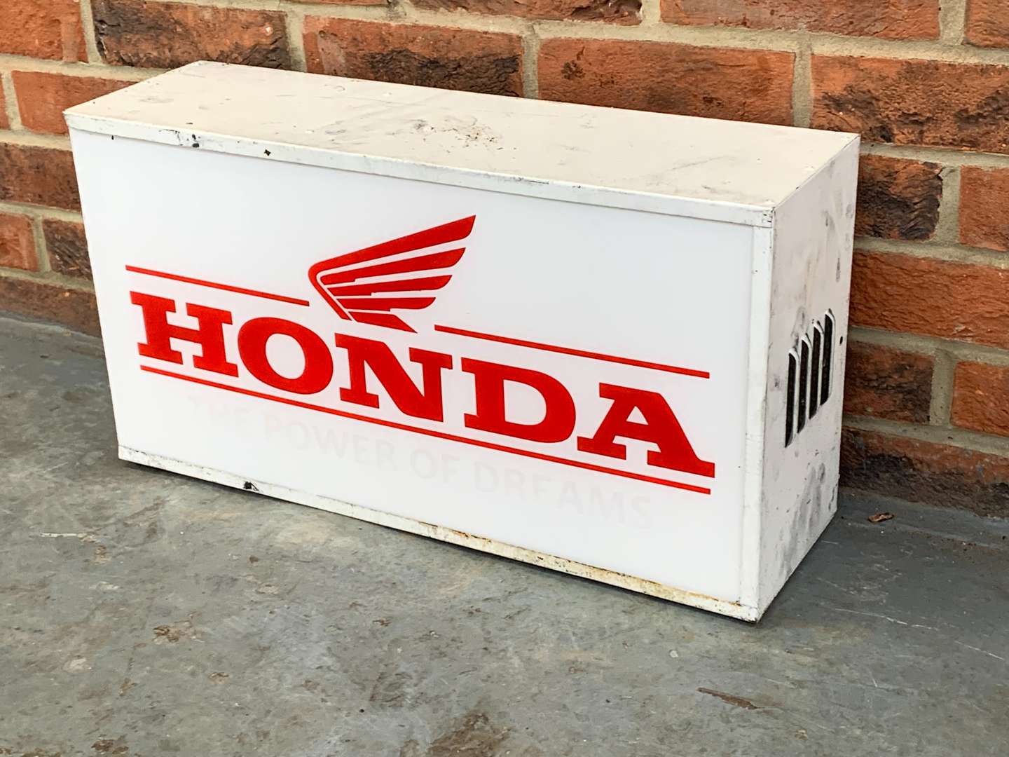 <p>Honda Made Illuminated Sign</p>