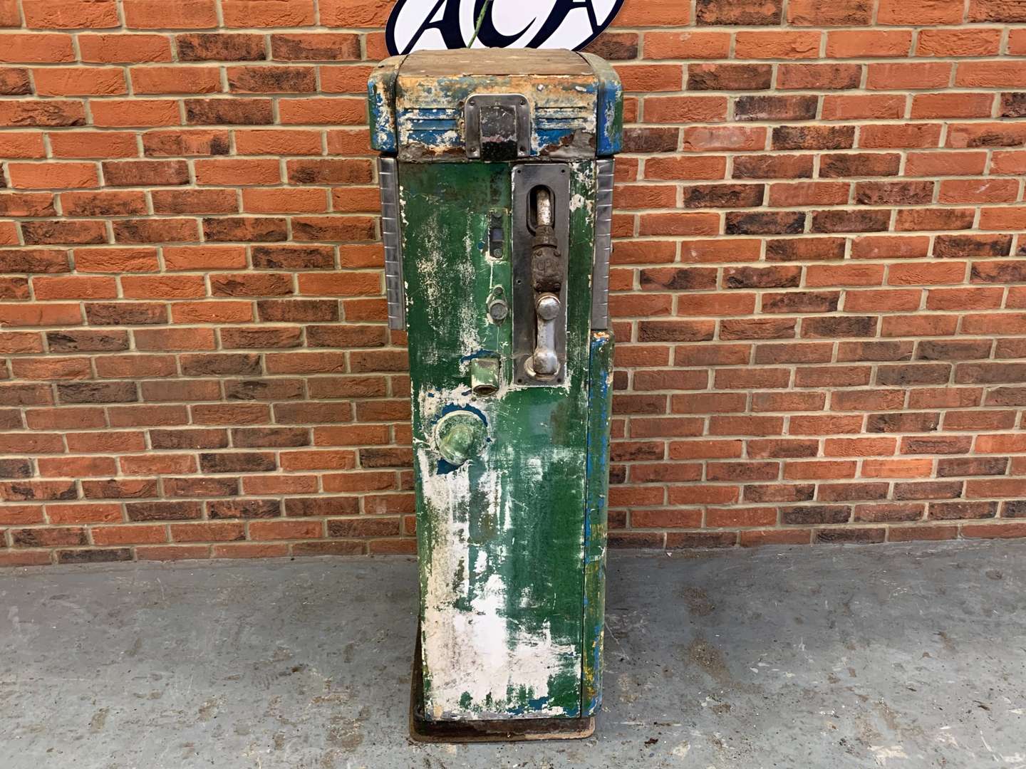 <p>Wayne Numerator Vintage Petrol Pump</p>