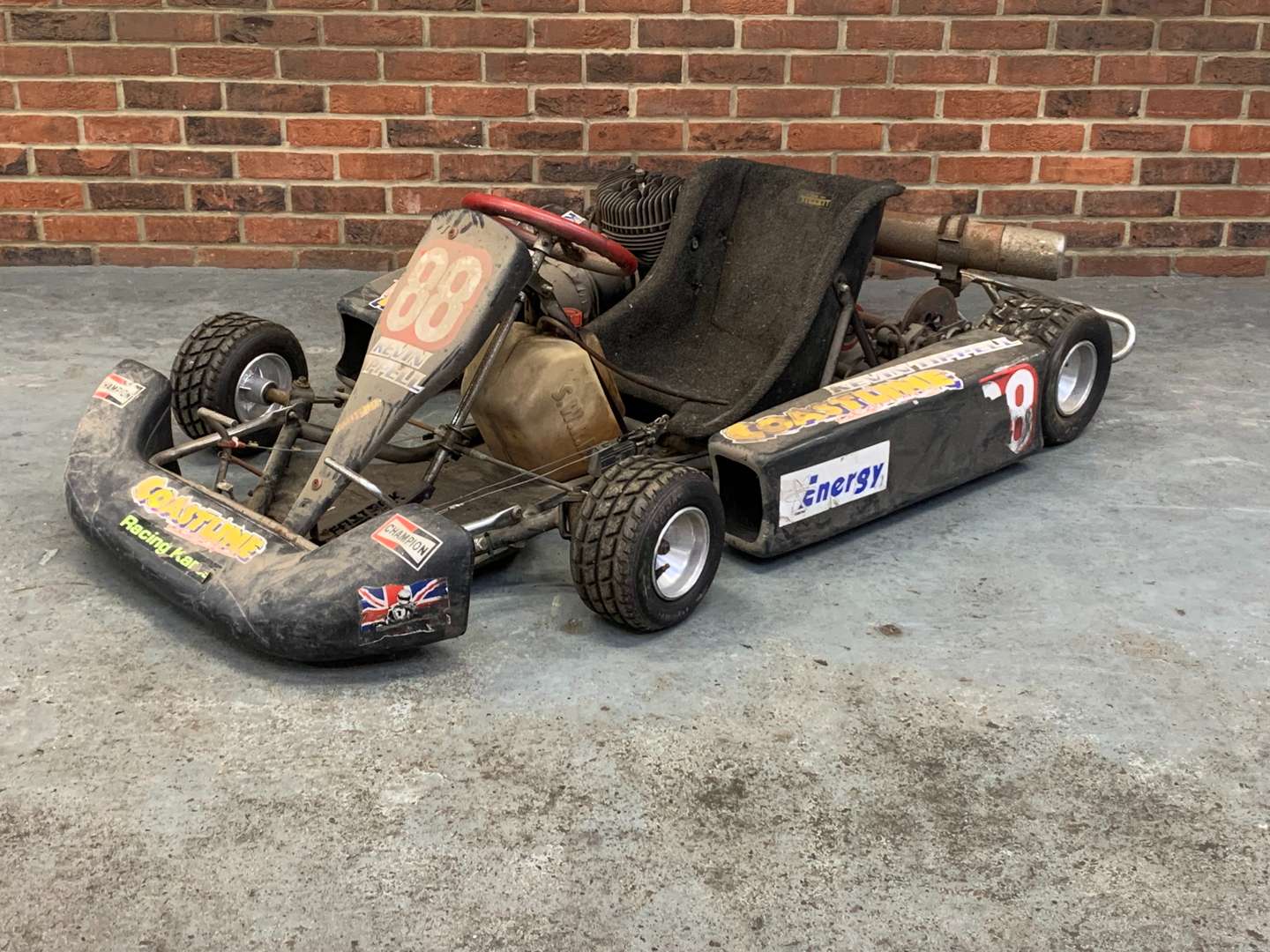 <p>Petrol Go Kart (For Repair)</p>