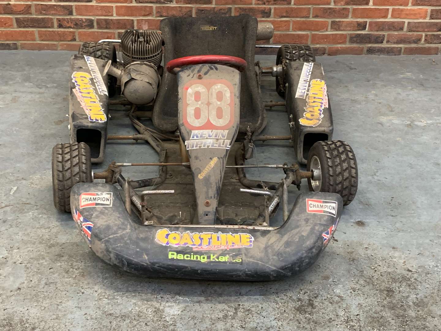 <p>Petrol Go Kart (For Repair)</p>