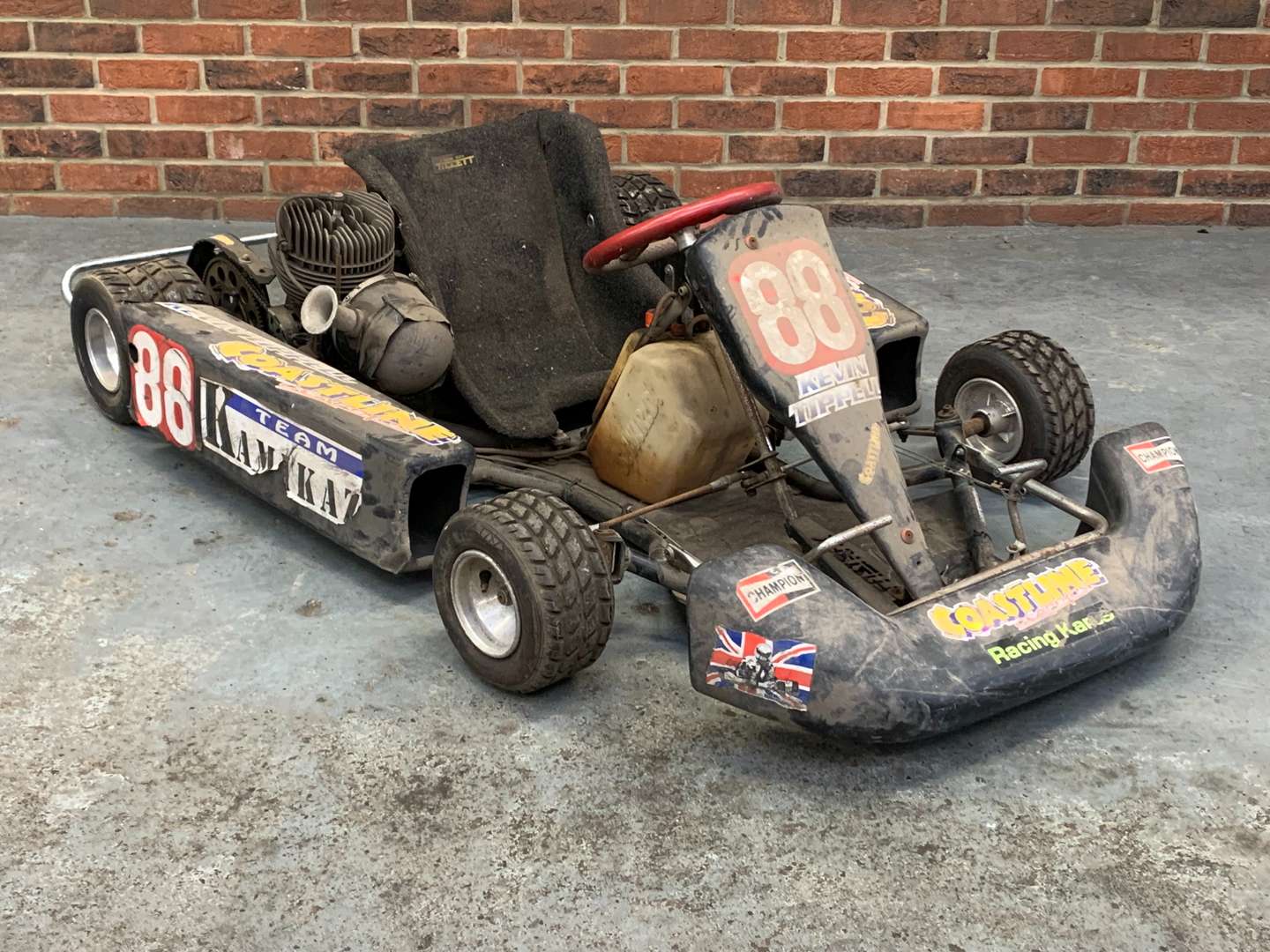 <p>Petrol Go Kart (For Repair)</p>