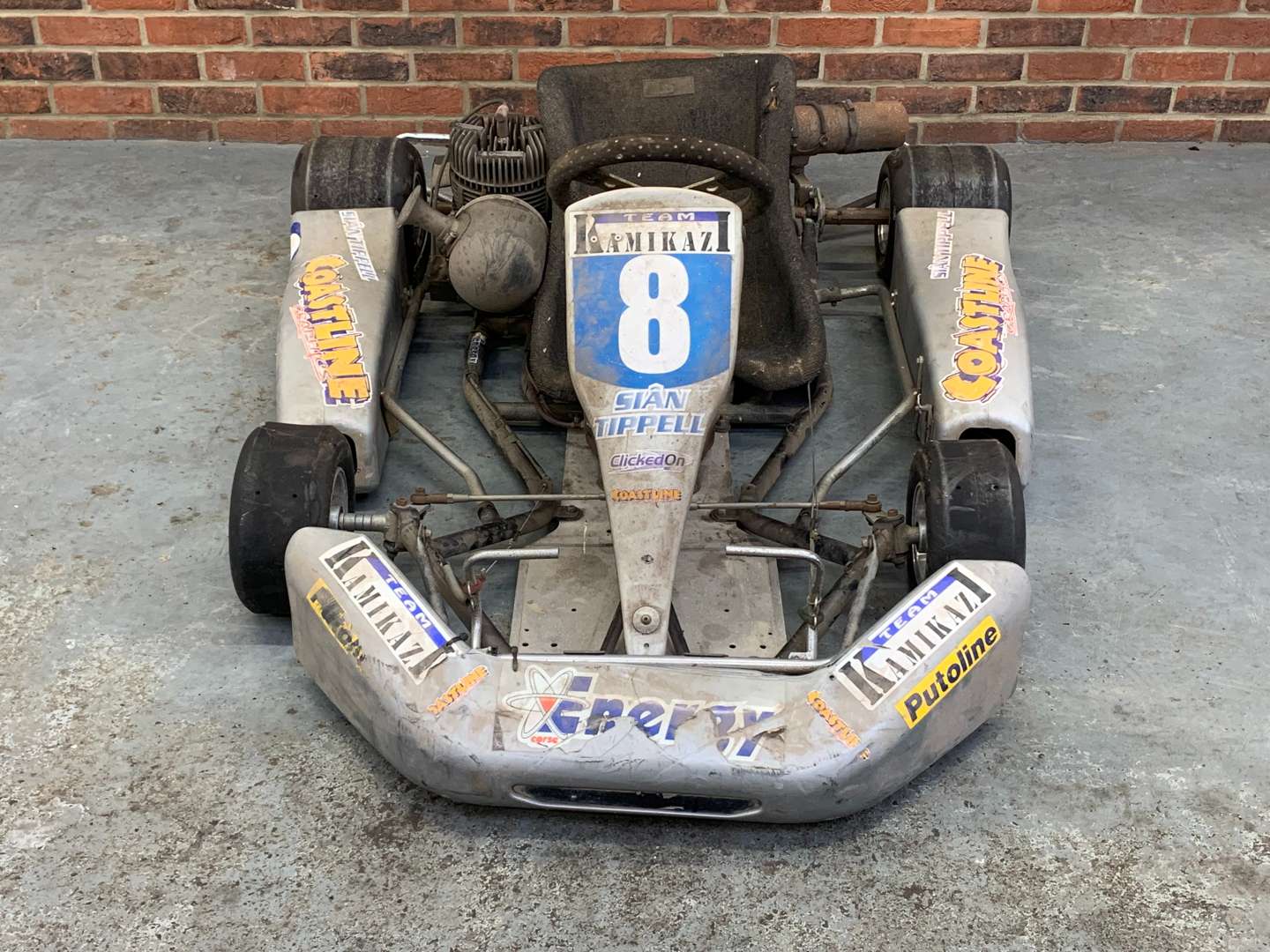 <p>Petrol Go Kart (For Repair)</p>