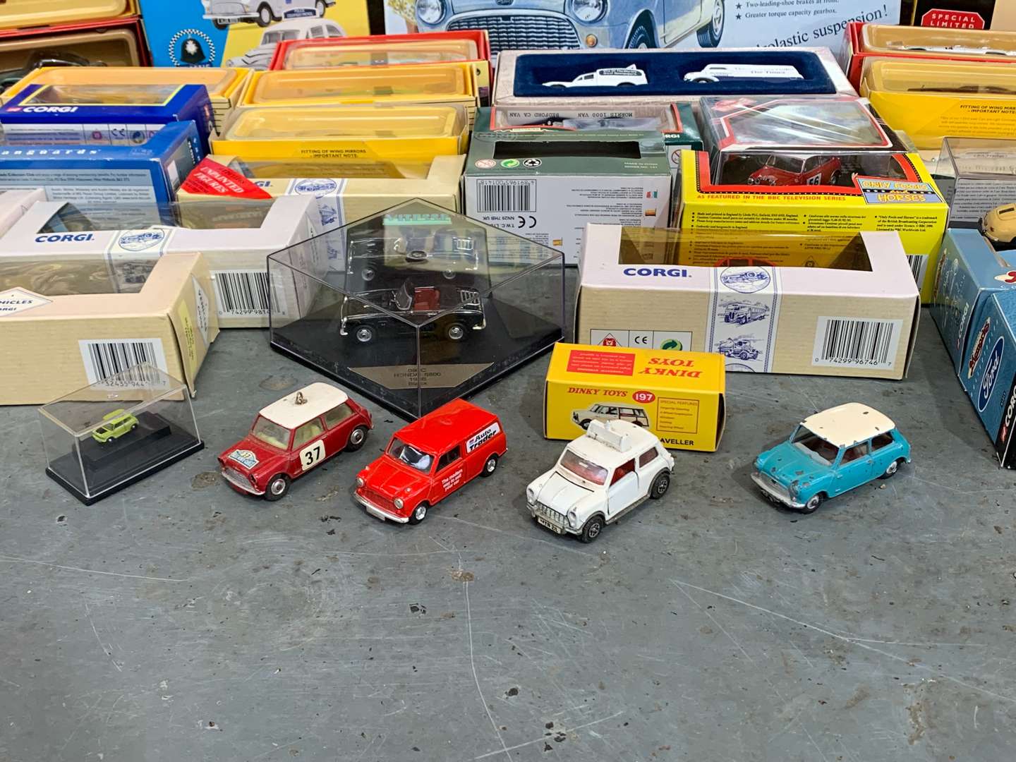 <p>Quantity of Boxed Model Cars</p>