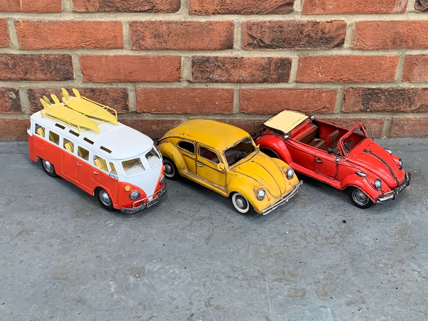 <p>Three Modern Metal VW Model Cars</p>