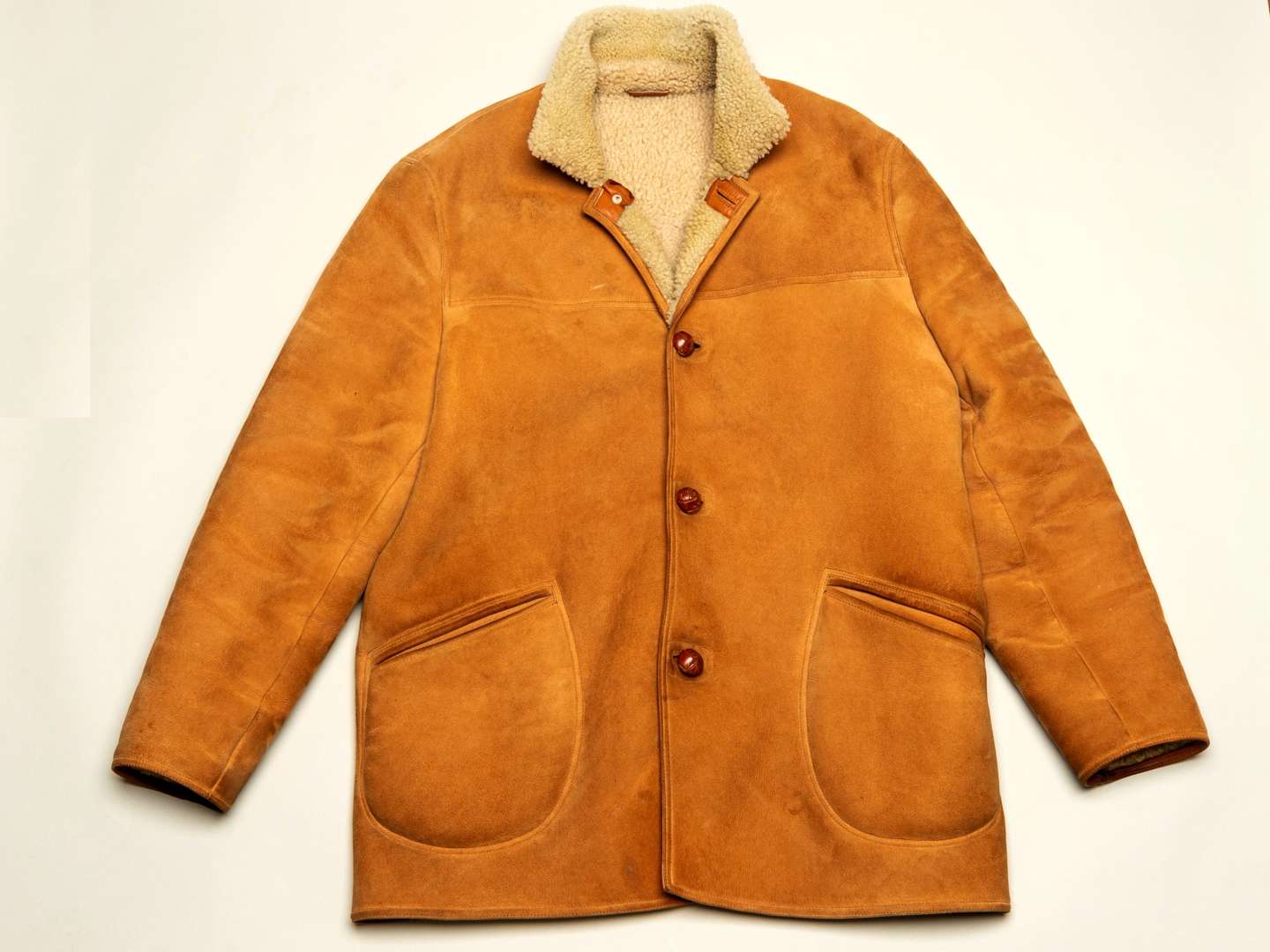 <p>RM WILLIAMS, a men's, tan sheepskin button up coat, size 3XL</p>