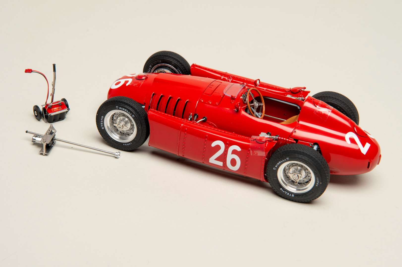 <p>CMC, 1955, Lancia D50</p>