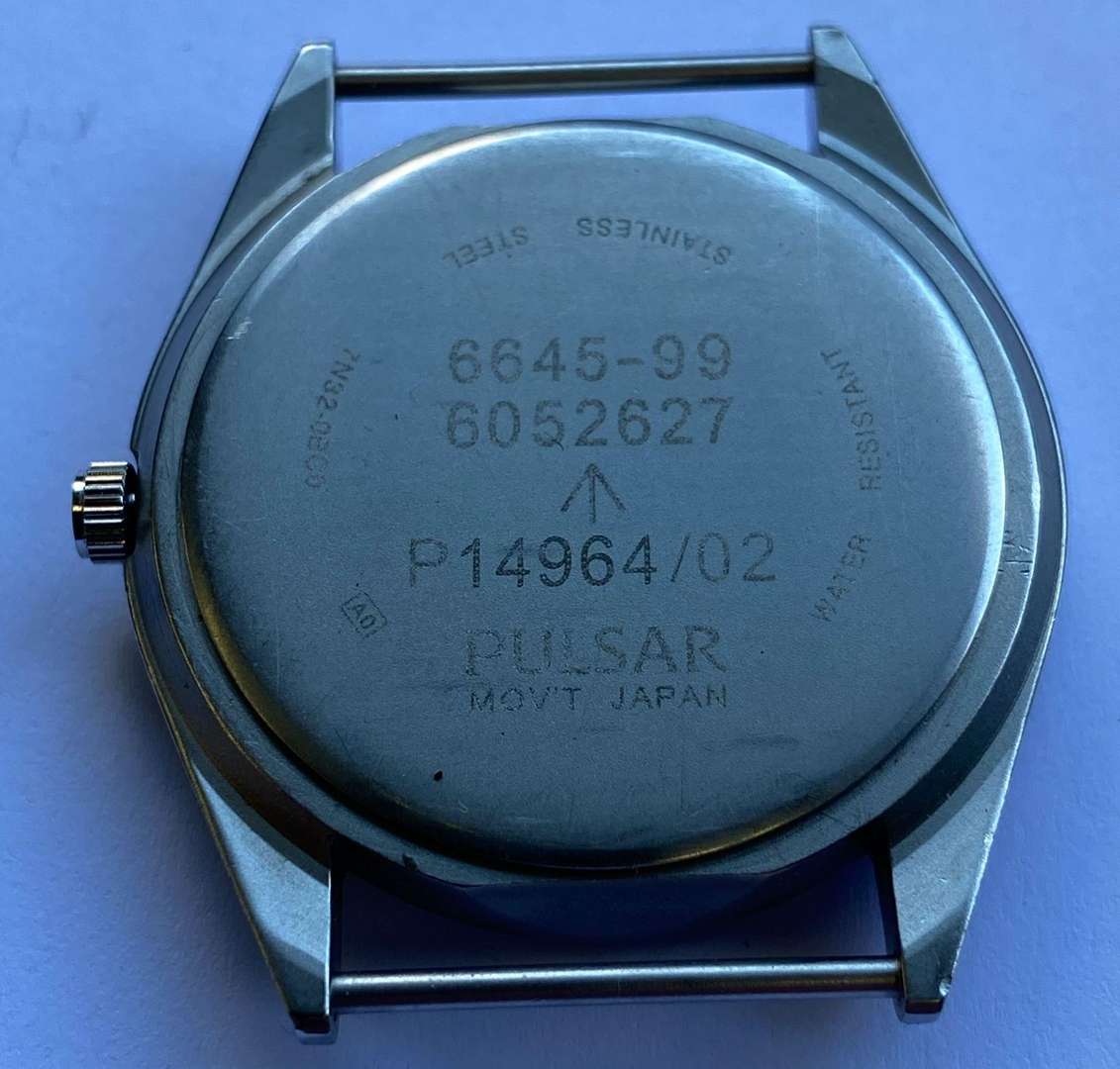 <p>PULSAR, a stainless steel, quartz, military issue, centre seconds, calendar wristwatch, 2002, G10,</p>