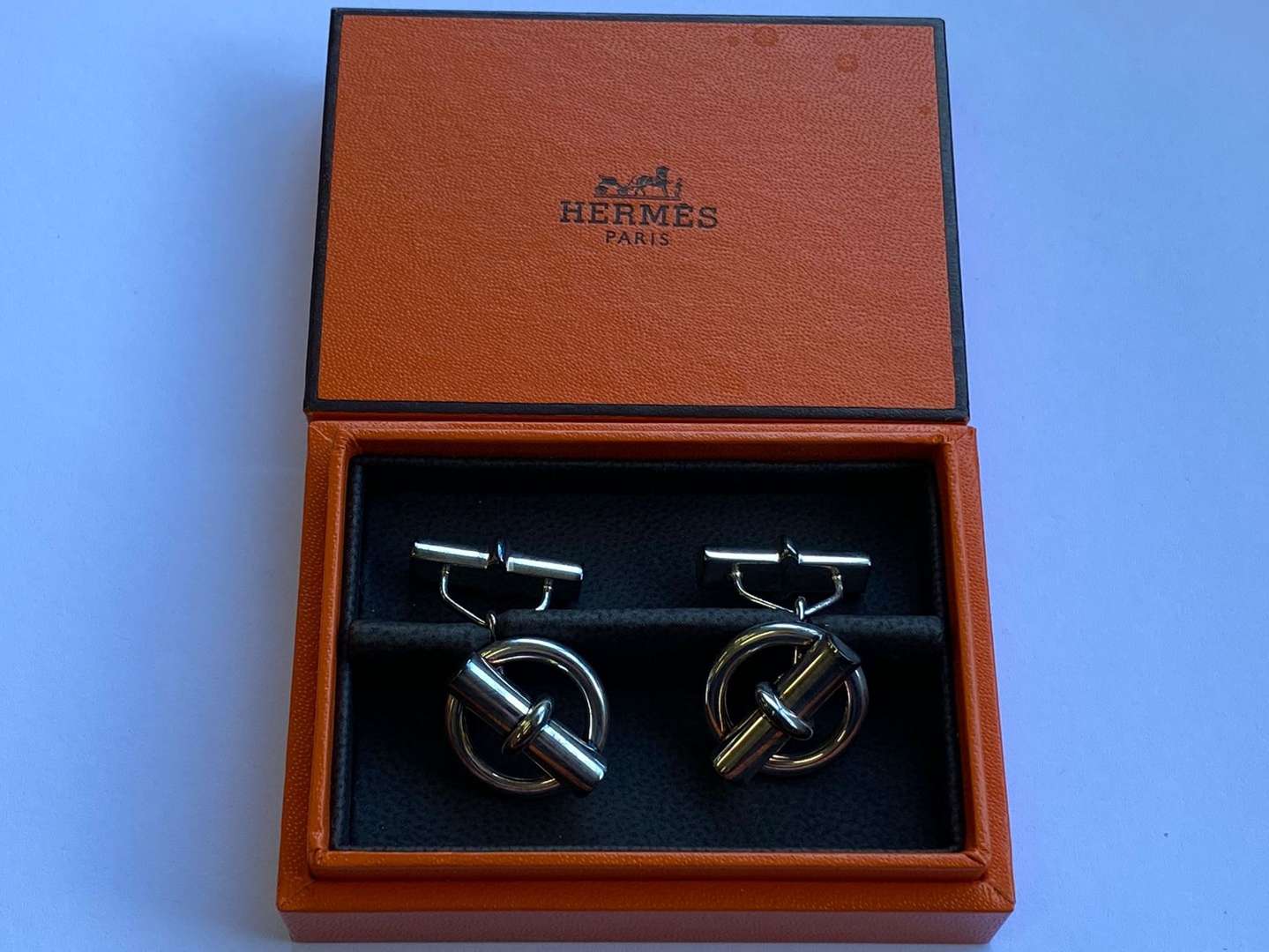 <p>HERMES, a boxed pair of silver “Anchor Chain” cufflinks, designed by Gaetan de Percin</p>