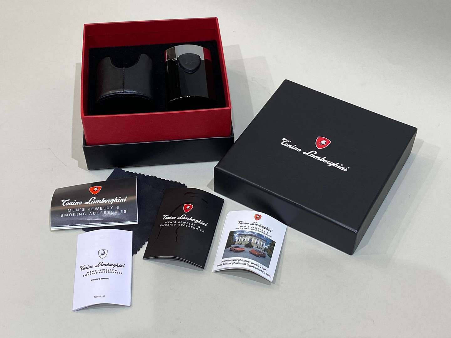 <p>TONINO LAMBORGHINI,<strong> </strong>B1734***, Mugello, a chrome & black, triple flame table lighter</p>