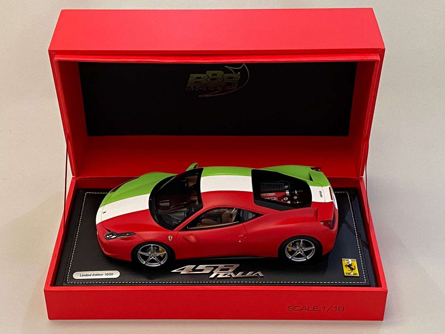 <p>BBR, FERRARI, 458 Italia, Italian Flag, 1:18</p>