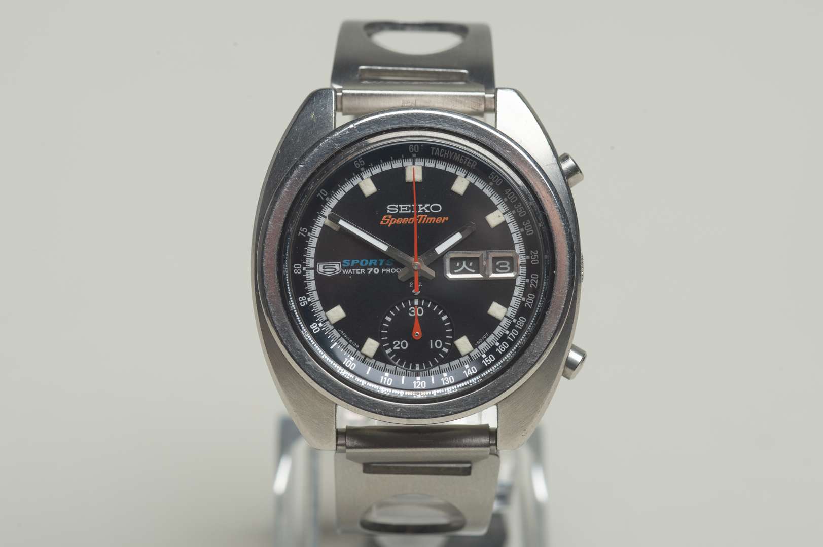 <p>SEIKO. a 1970 Seiko SpeedTimer “Bruce Lee”, stainless steel, automatic, chronograph wristwatch.</p>