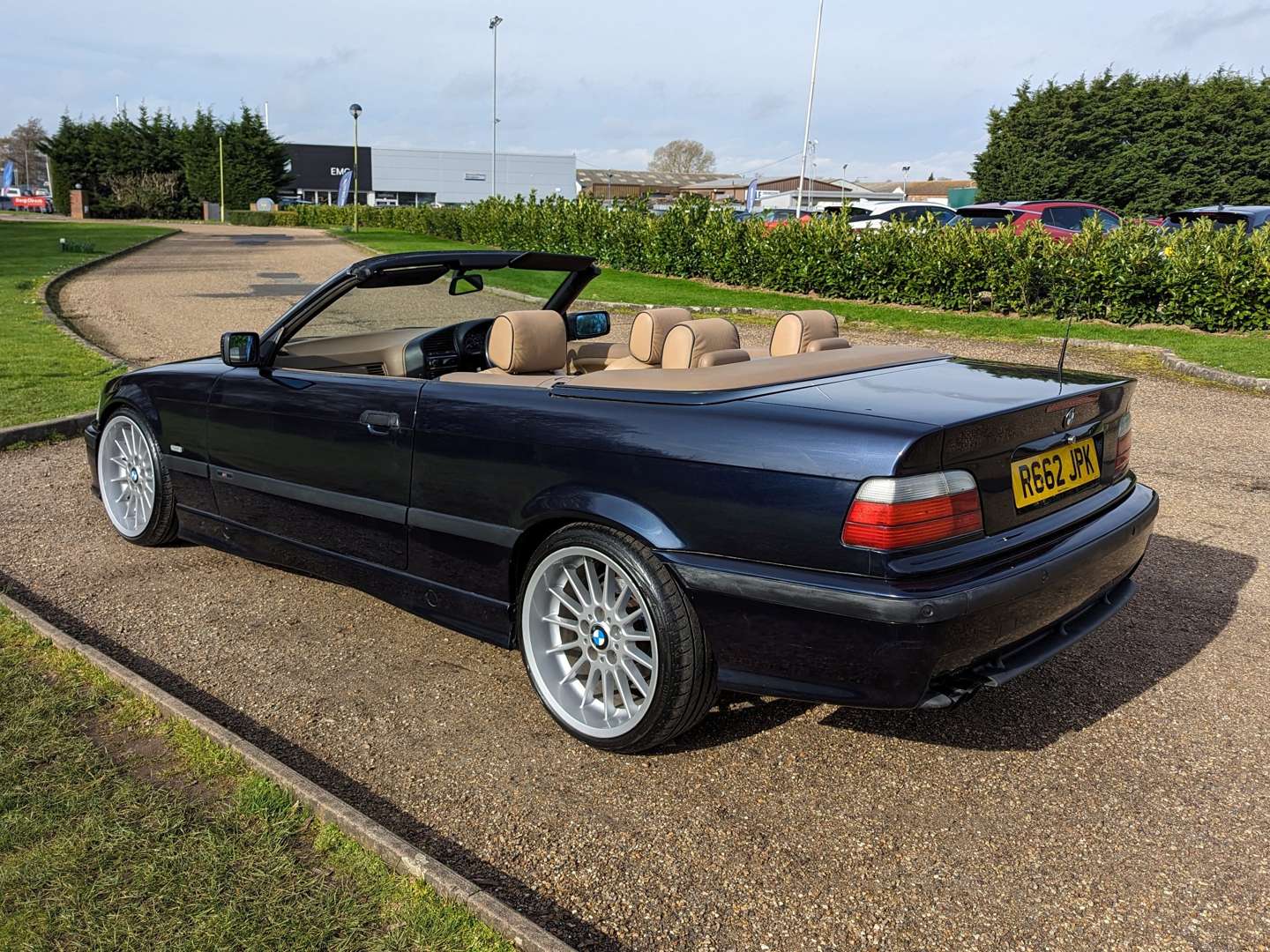 <p>1998 BMW 323I CONVERTIBLE AUTO</p>