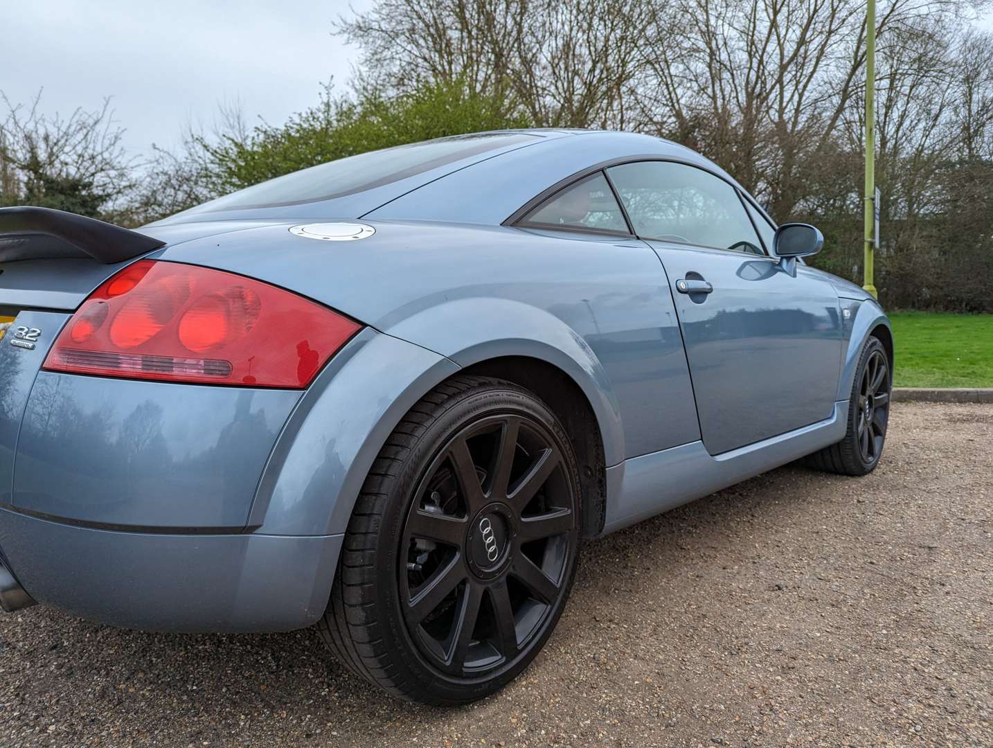 <p>2003 AUDI TT COUPE 3.2 QUATTRO AUTO</p>