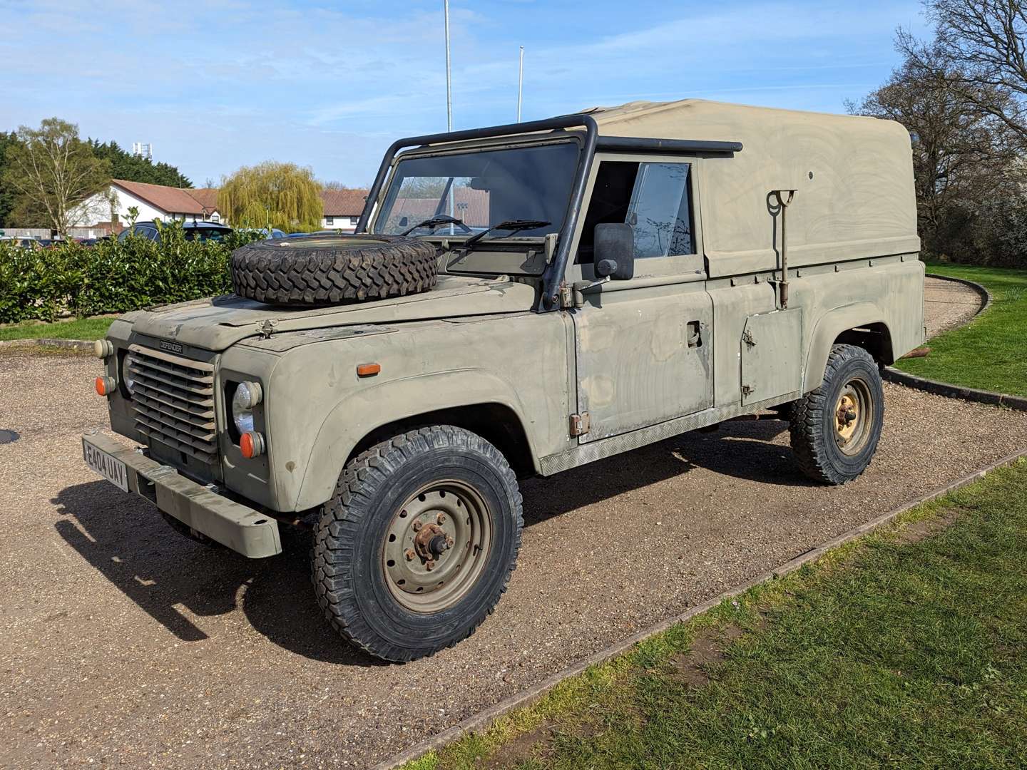 <p>1988 LAND ROVER 110 DEFENDER</p>