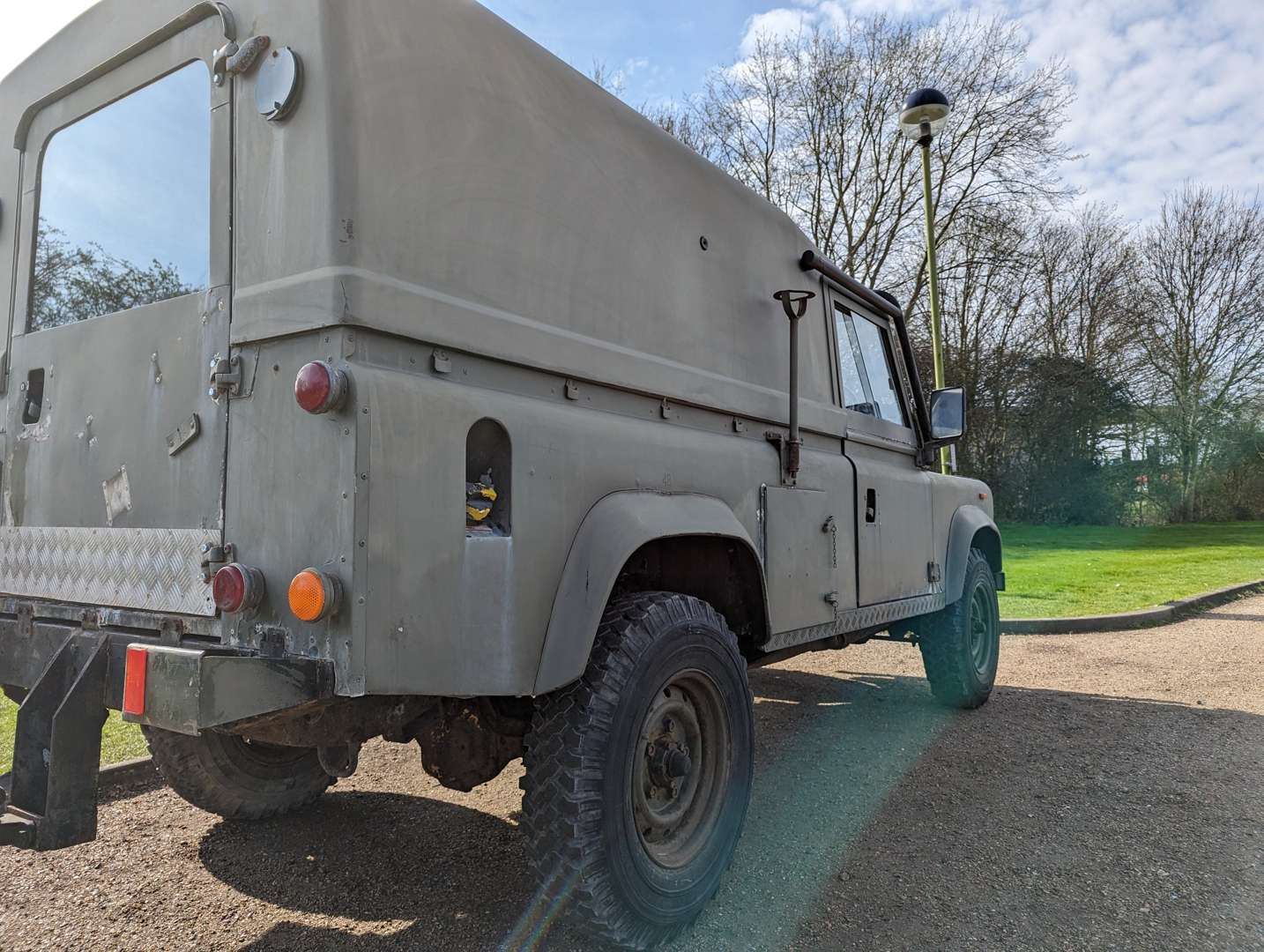 <p>1988 LAND ROVER 110 DEFENDER</p>