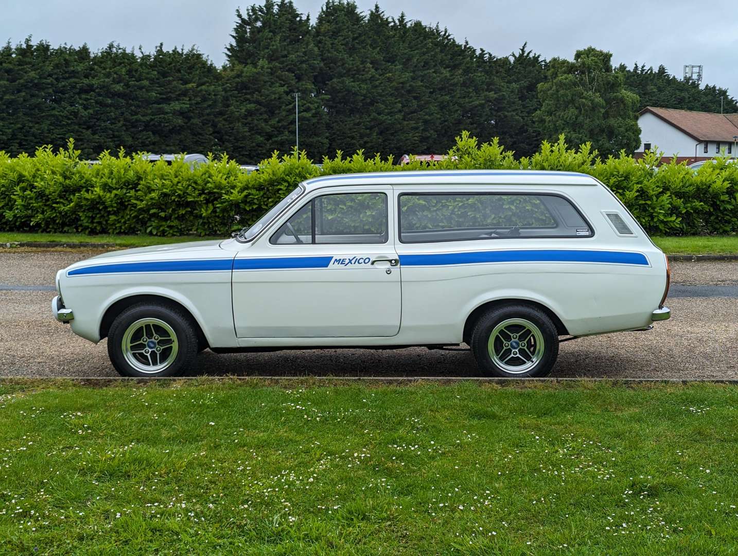 <p>1978 FORD ESCORT 1600 ESTATE&nbsp;</p>