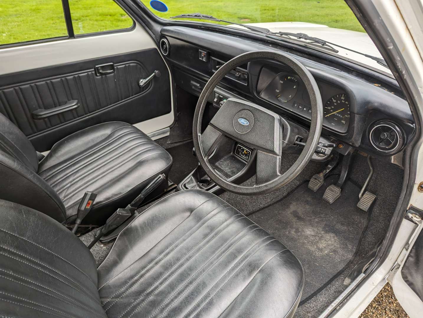 <p>1978 FORD ESCORT 1600 ESTATE&nbsp;</p>