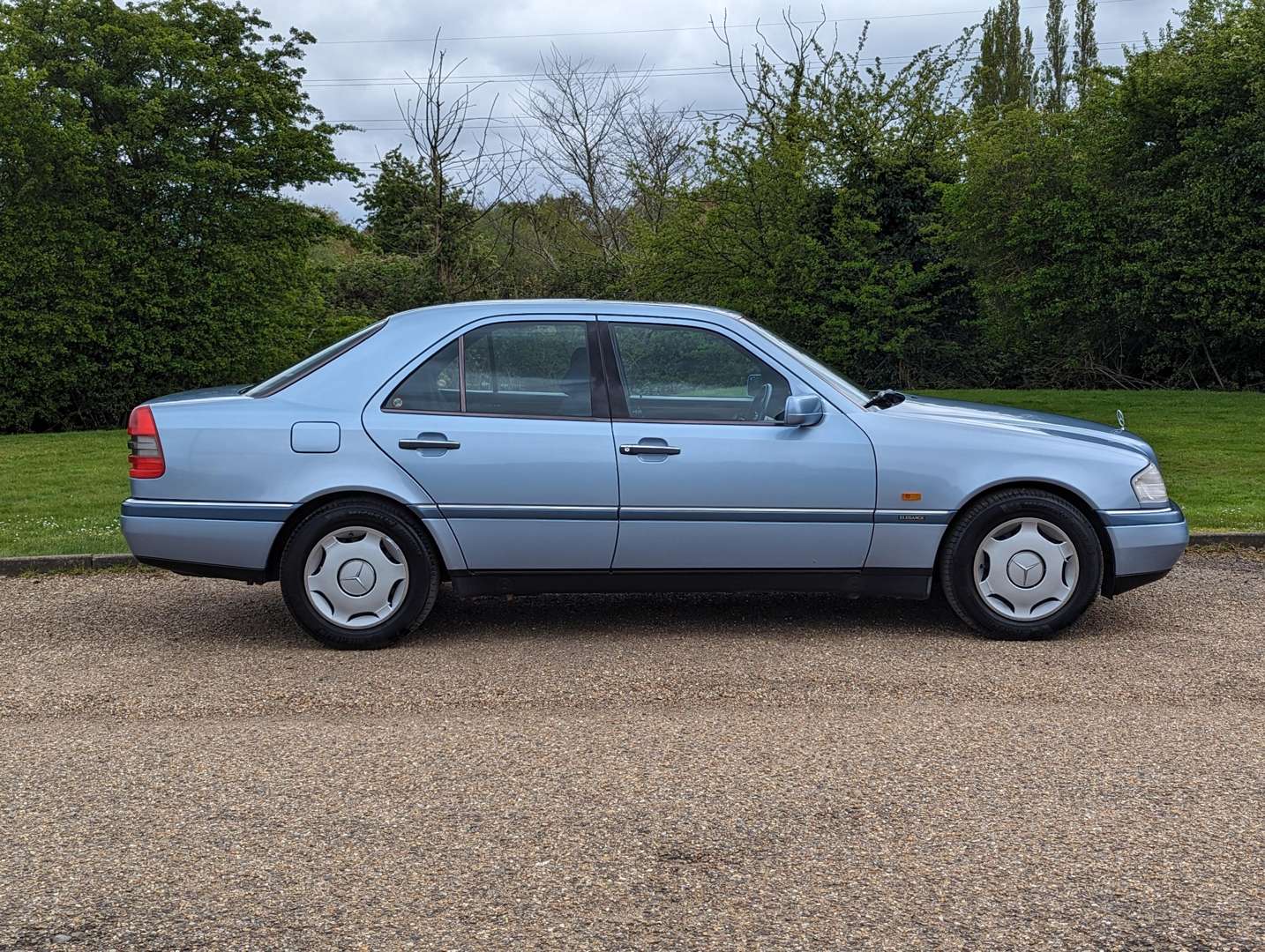 <p>1994 MERCEDES C180 AUTO</p>