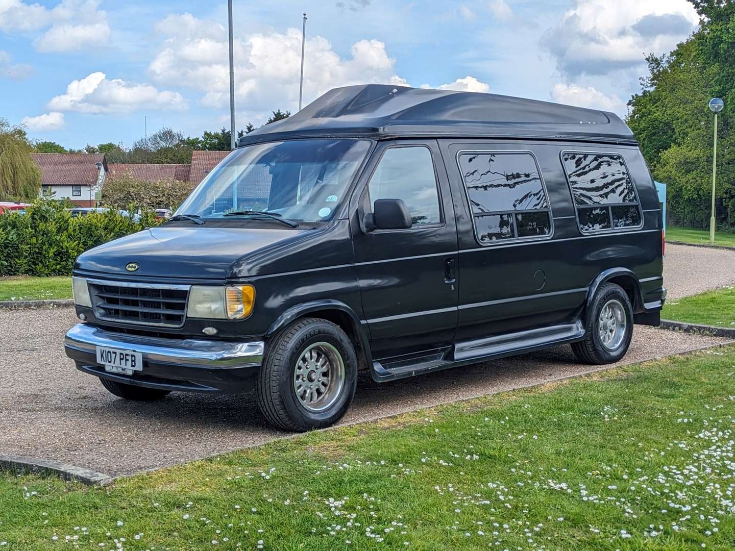 <p>1993 FORD ECONOLINE E150 LHD</p>