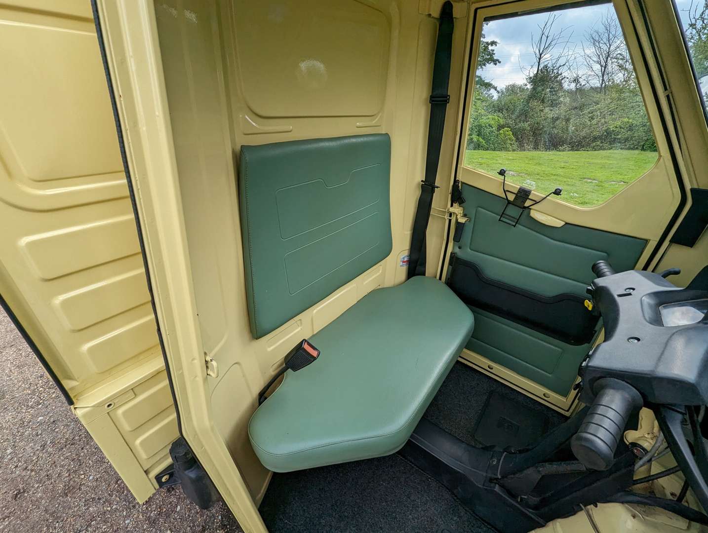 <p>2001 PIAGGIO APE VAN ONE OWNER</p>