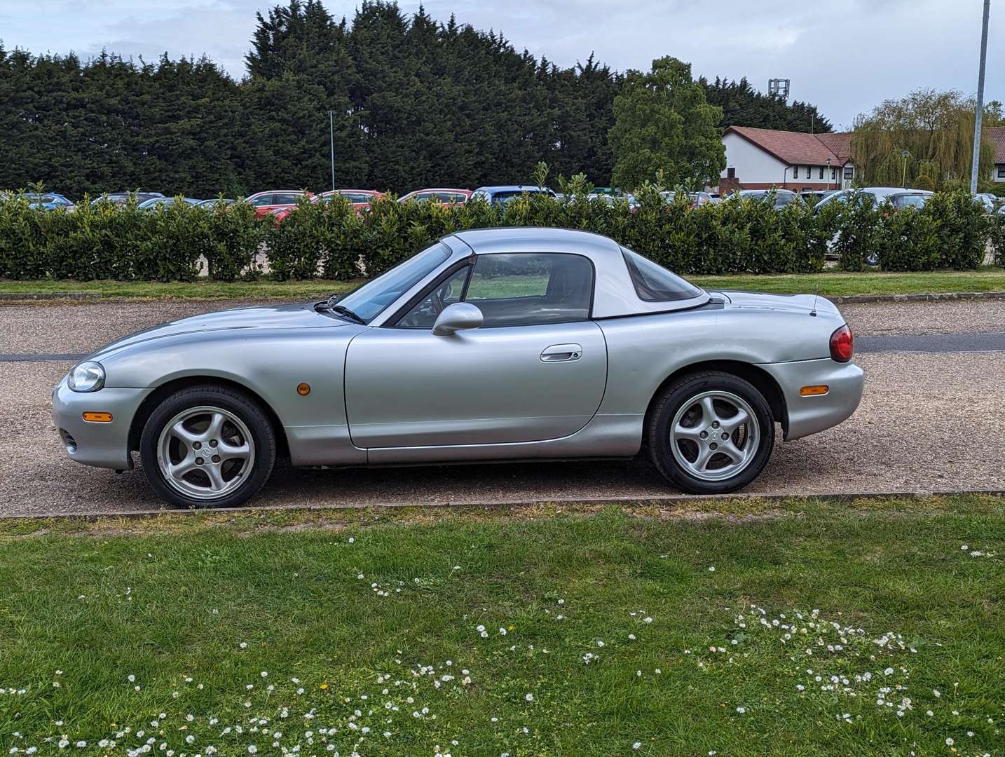 <p>2003 MAZDA MX-5 1.8I</p>